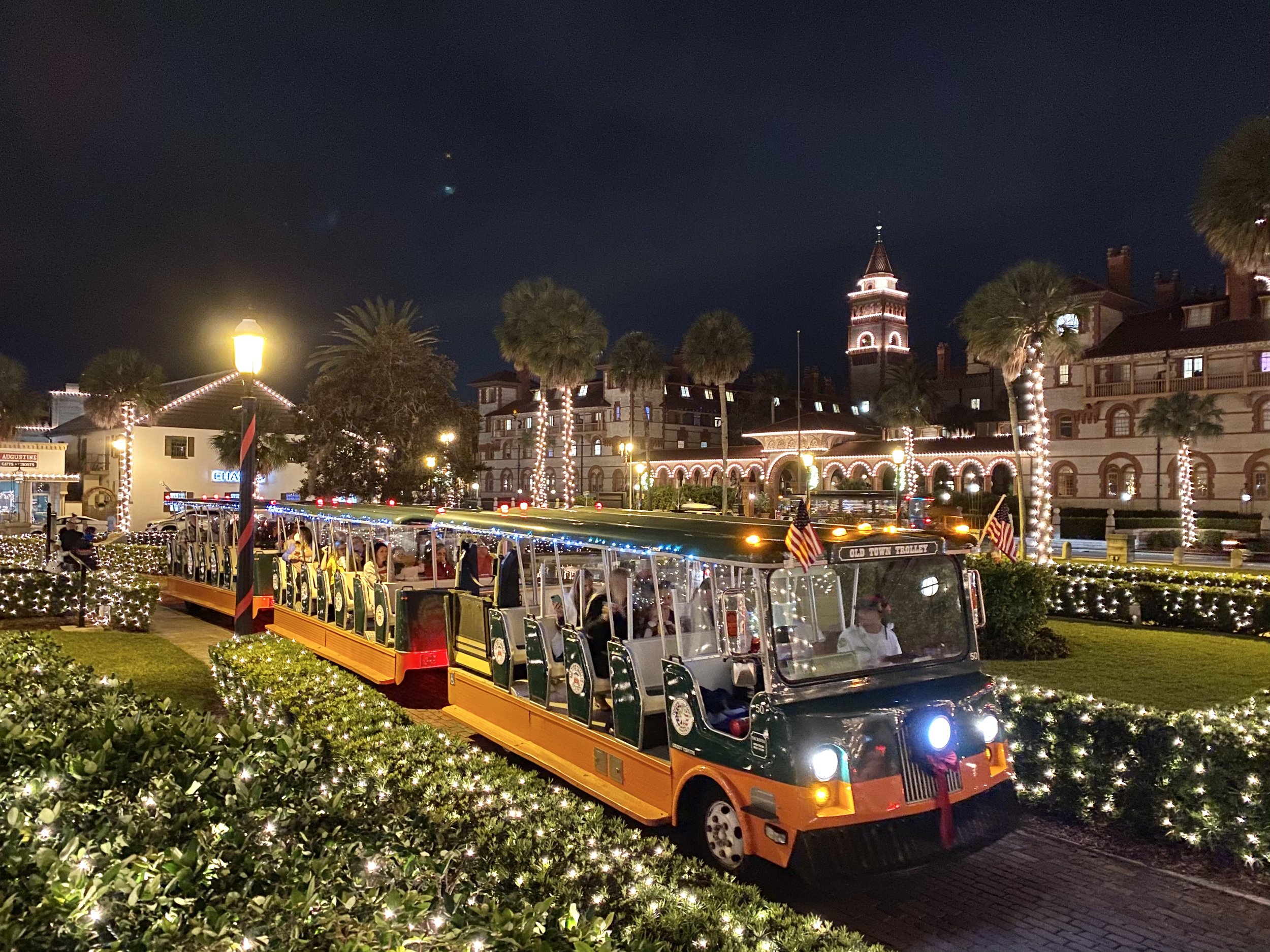 Old Town Trolley Tours® is bringing back its annual Light Up the Night Contest, which recognizes the immense work it takes to make Florida’s Historic Coast shine photo credit Ed Taylor.jpeg