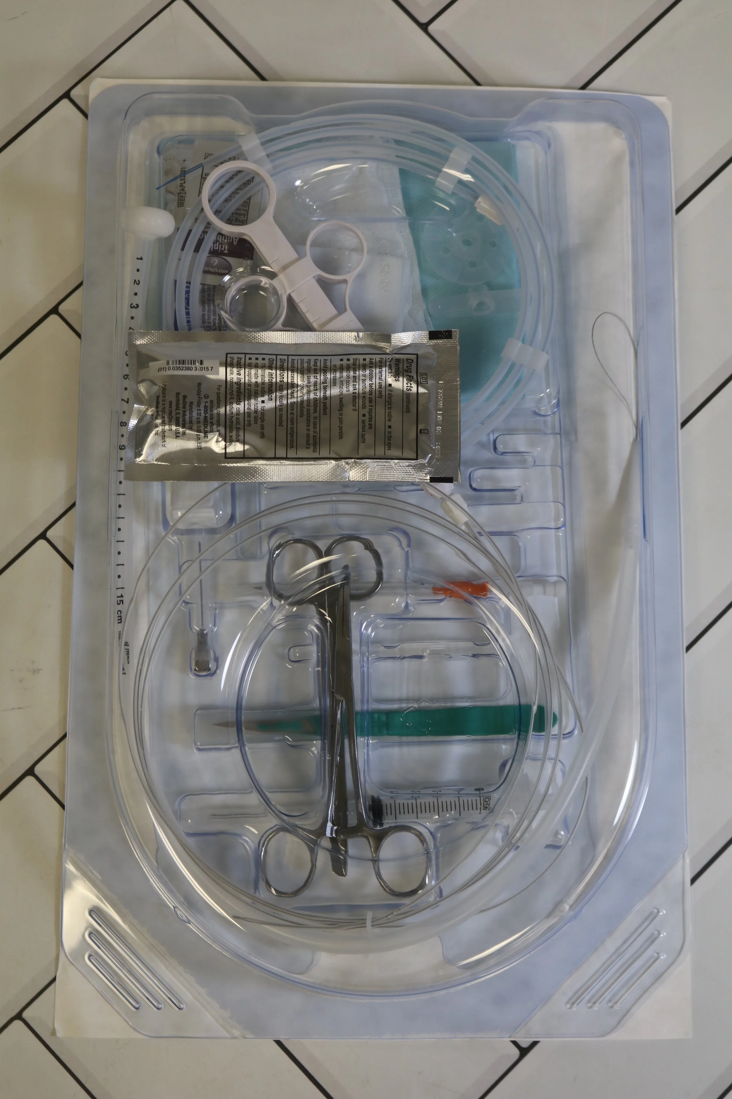 EndoVive | M00568241 | EXPIRED | Box of 2 | Standard Percutaneous Endoscopic Gastronomy Kit