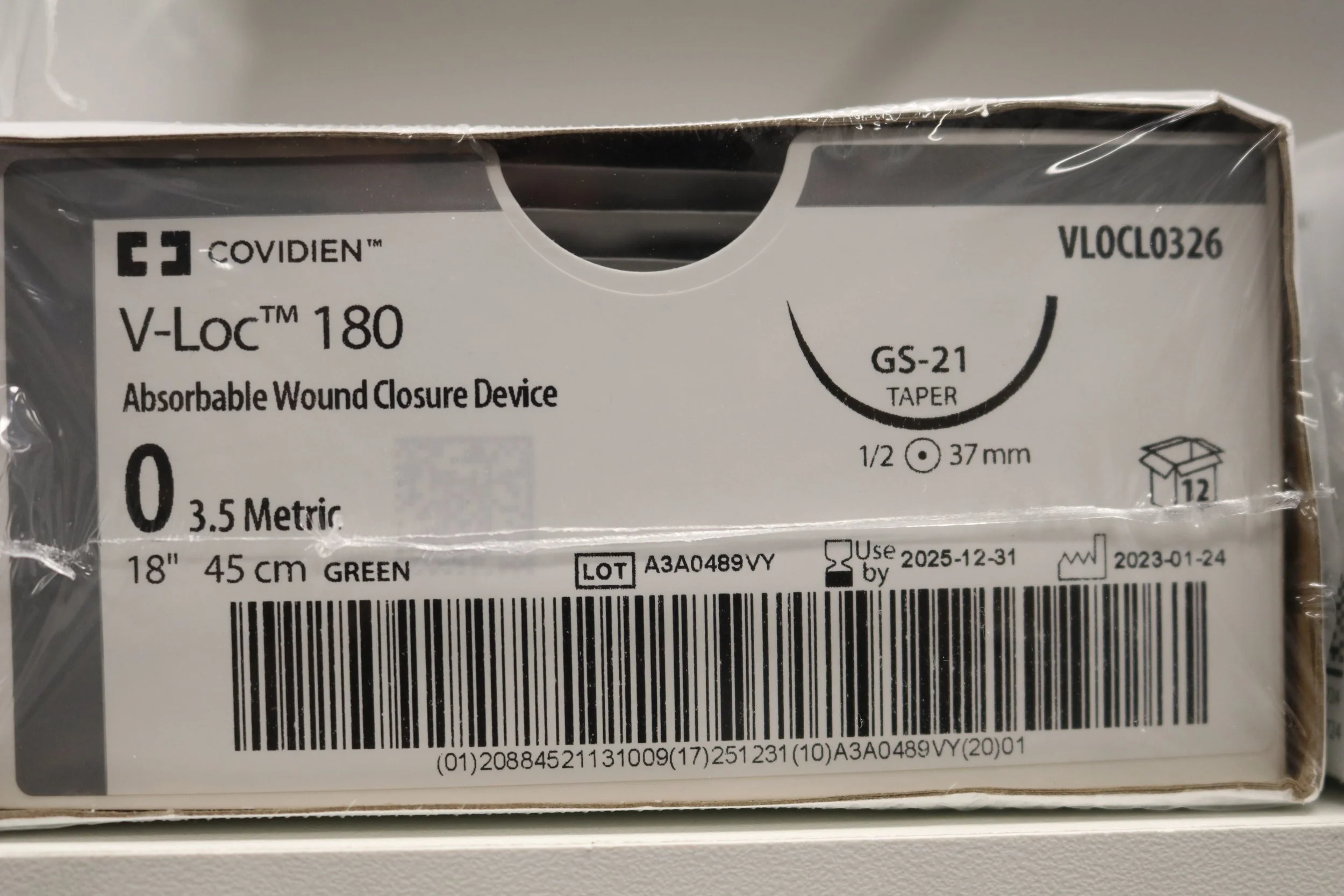 COVIDIEN | VLOCL0326 | PACK of 12/pc | V-LOC 180 Absorbable Wound Closure Device 0 3.5 Metric 18" 45cm GREEN VLOC0326