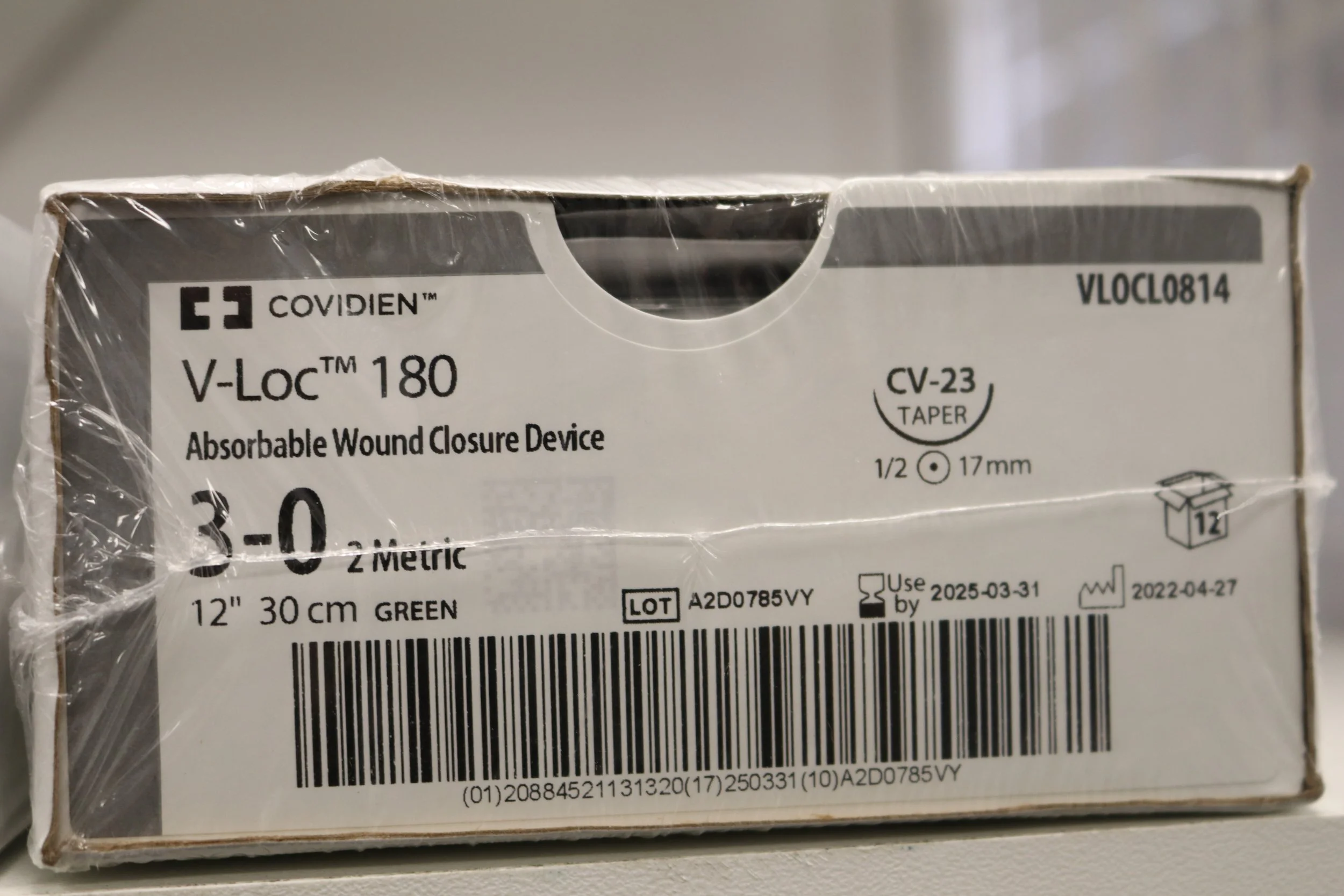 COVIDIEN | VLOCL0814 | PACK of 12/pc | V-LOC 180 Absorbable Wound Closure Device 3-0 2 Metric 12" 30cm GREEN VLOC0814