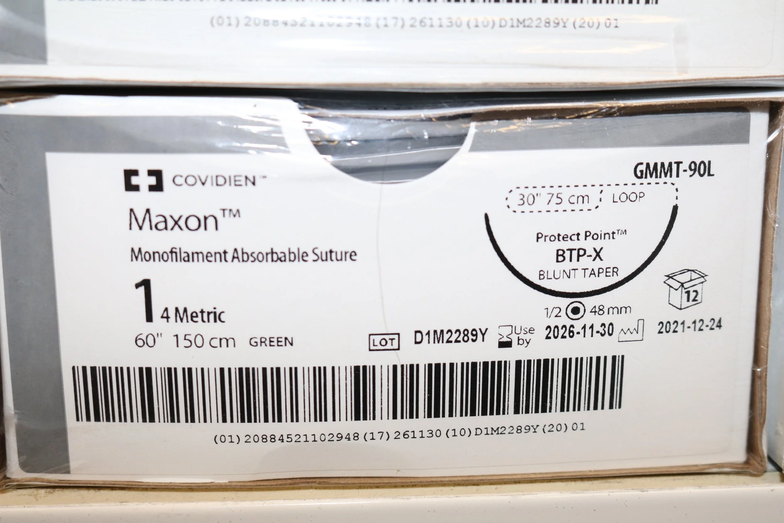 COVIDIEN | GMMT-90L | PACK of 12/pc | V-LOC 180 Absorbable Wound Closure Device 1 4 Metric 60" 150cm GREEN