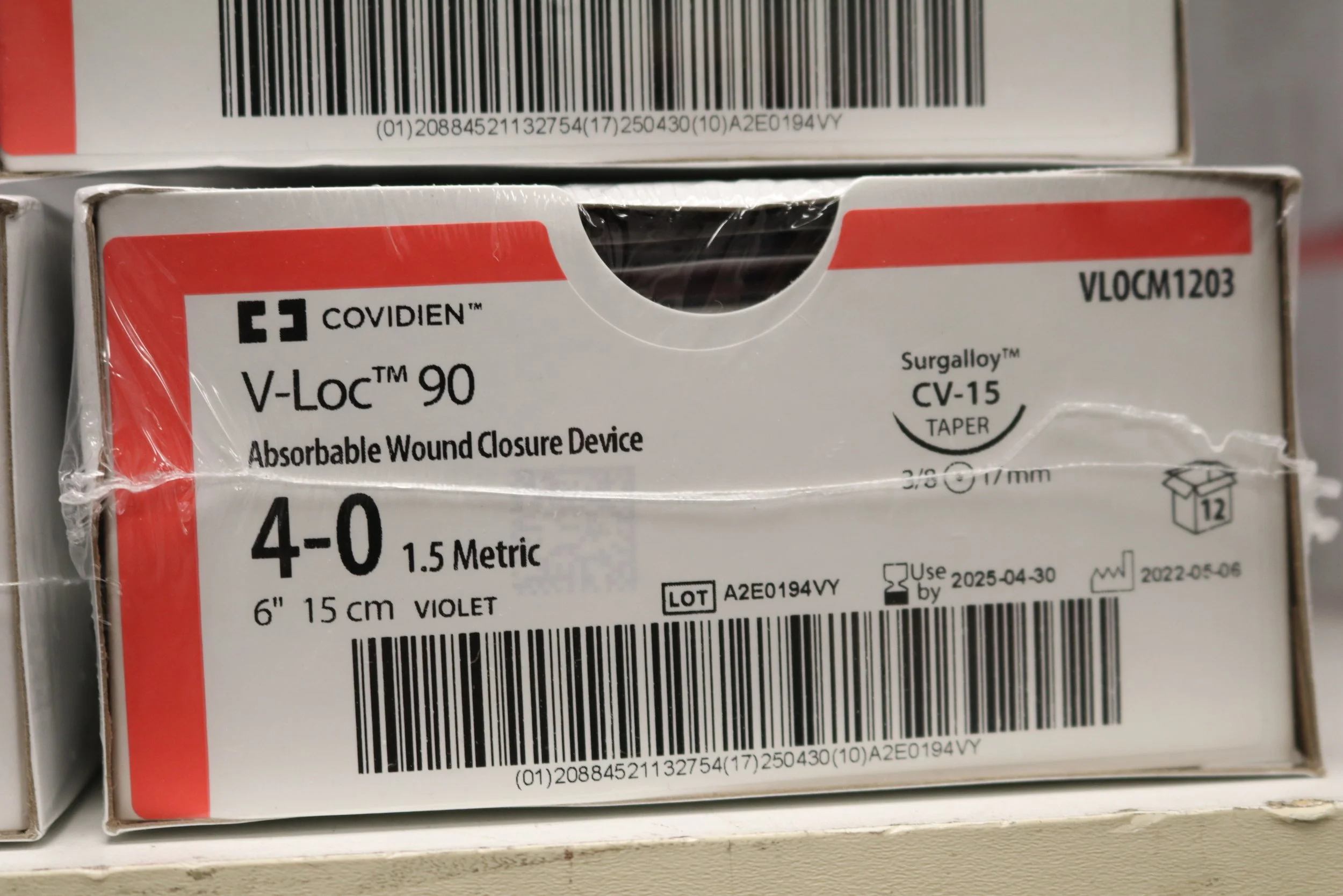 COVIDIEN | VLOCM1203 | PACK of 12/pc | V-LOC 90 Absorbable Wound Closure Device 4-0 1.5 Metric 6" 15cm VIOLET