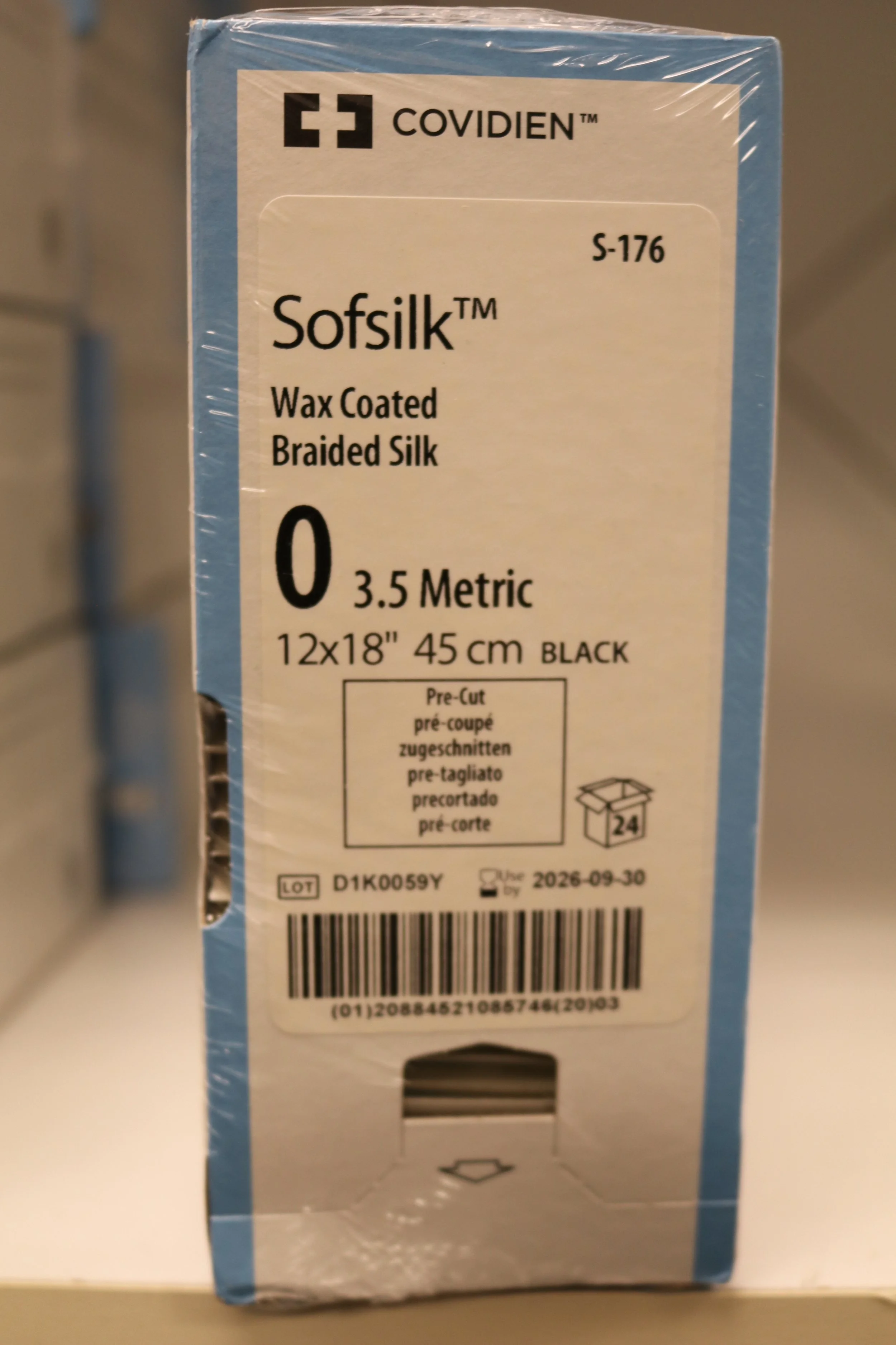 COVIDIEN | S-176 | PACK of 24/pc | Softsilk Wax Coated Braided Silk 0 3.5 Metric 12x18" 45cm BLACK