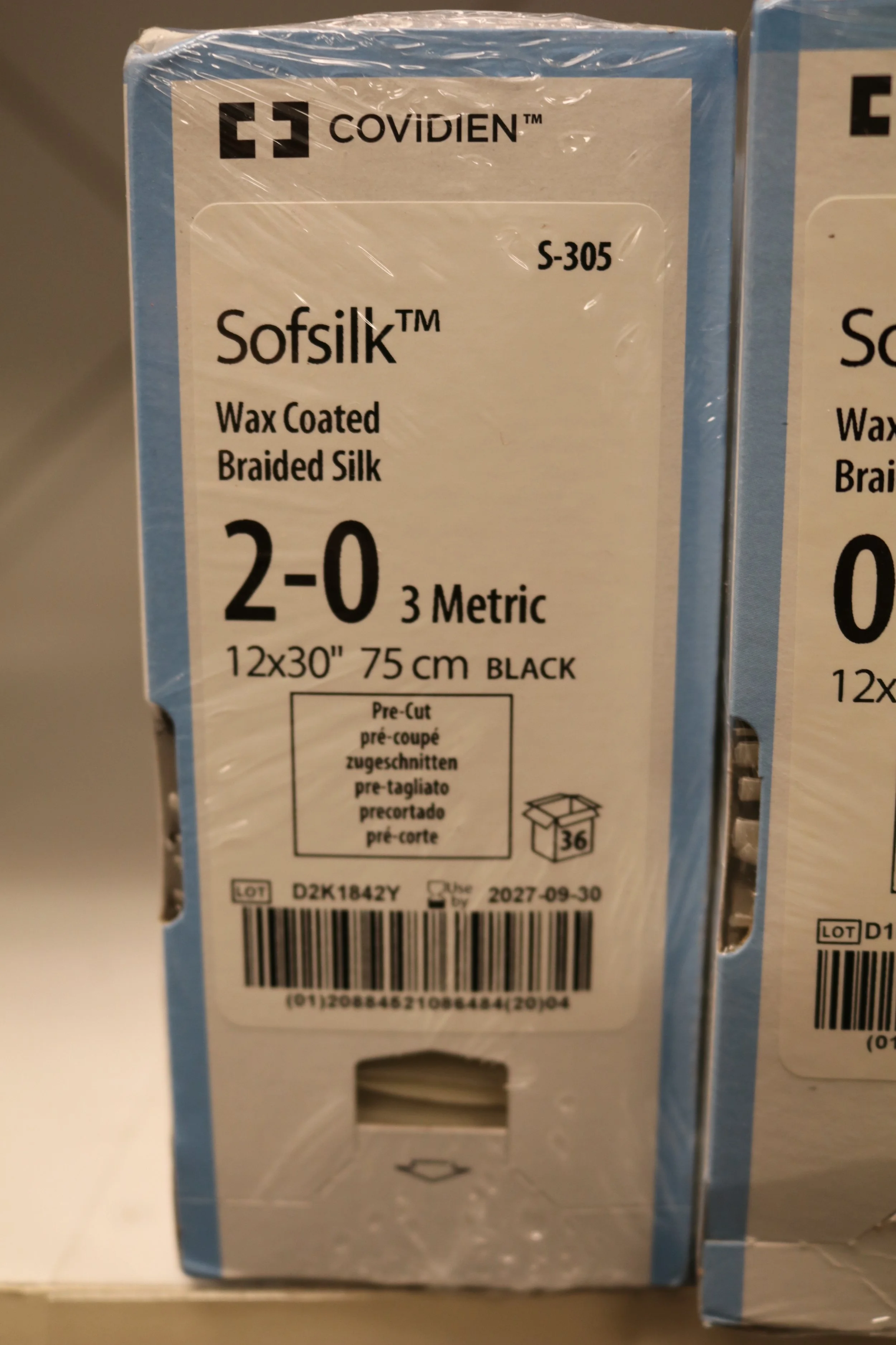 COVIDIEN | S-305 | PACK of 36/pc | Softsilk Wax Coated Braided Silk 2-0 3 Metric 12x30" 75cm BLACK