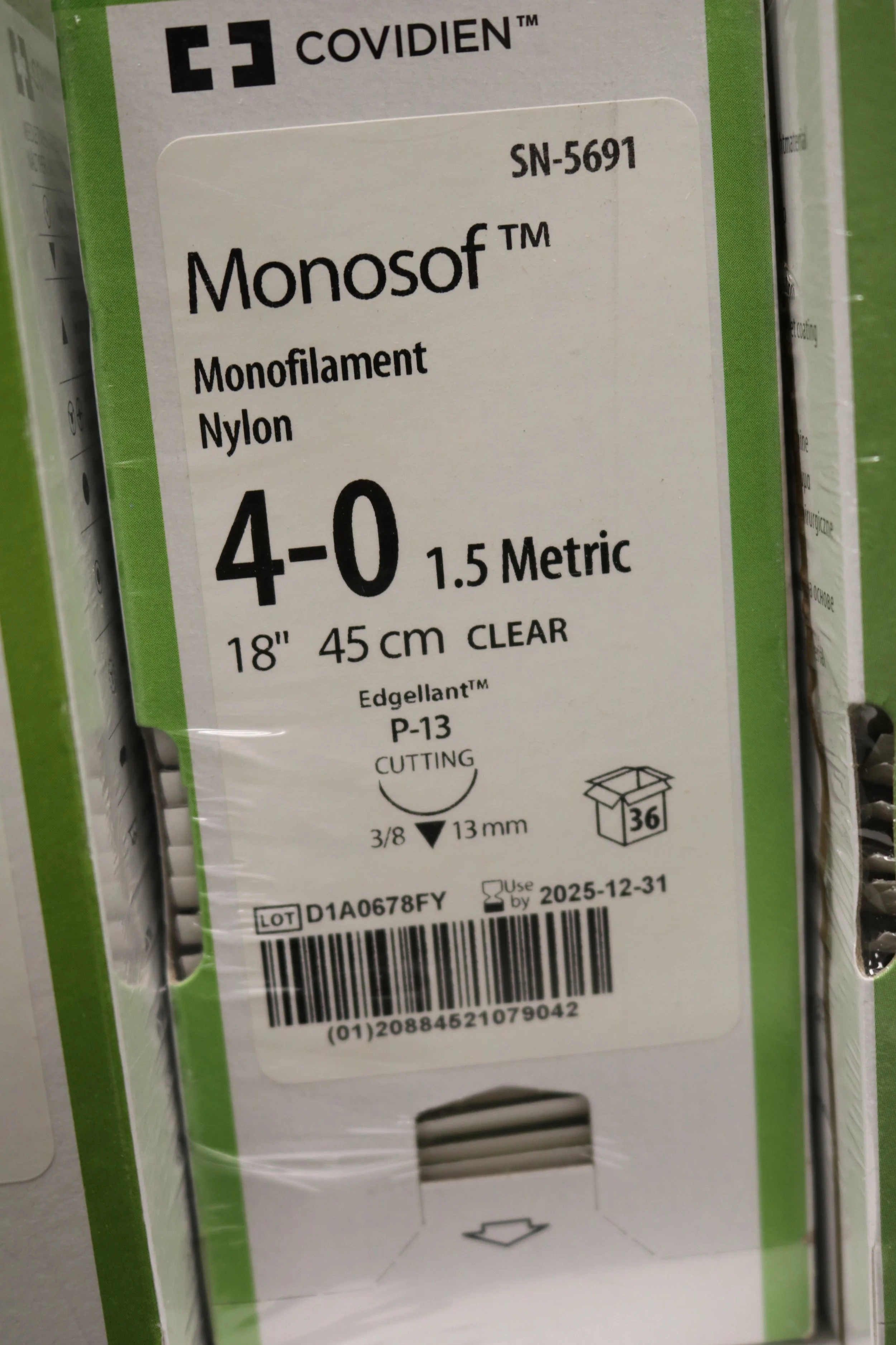 COVIDIEN | SN-5691 | Pack of 36/pc | Monosof Monofilament Nylon 4-0 1.5 Metric 18" 45cm CLEAR