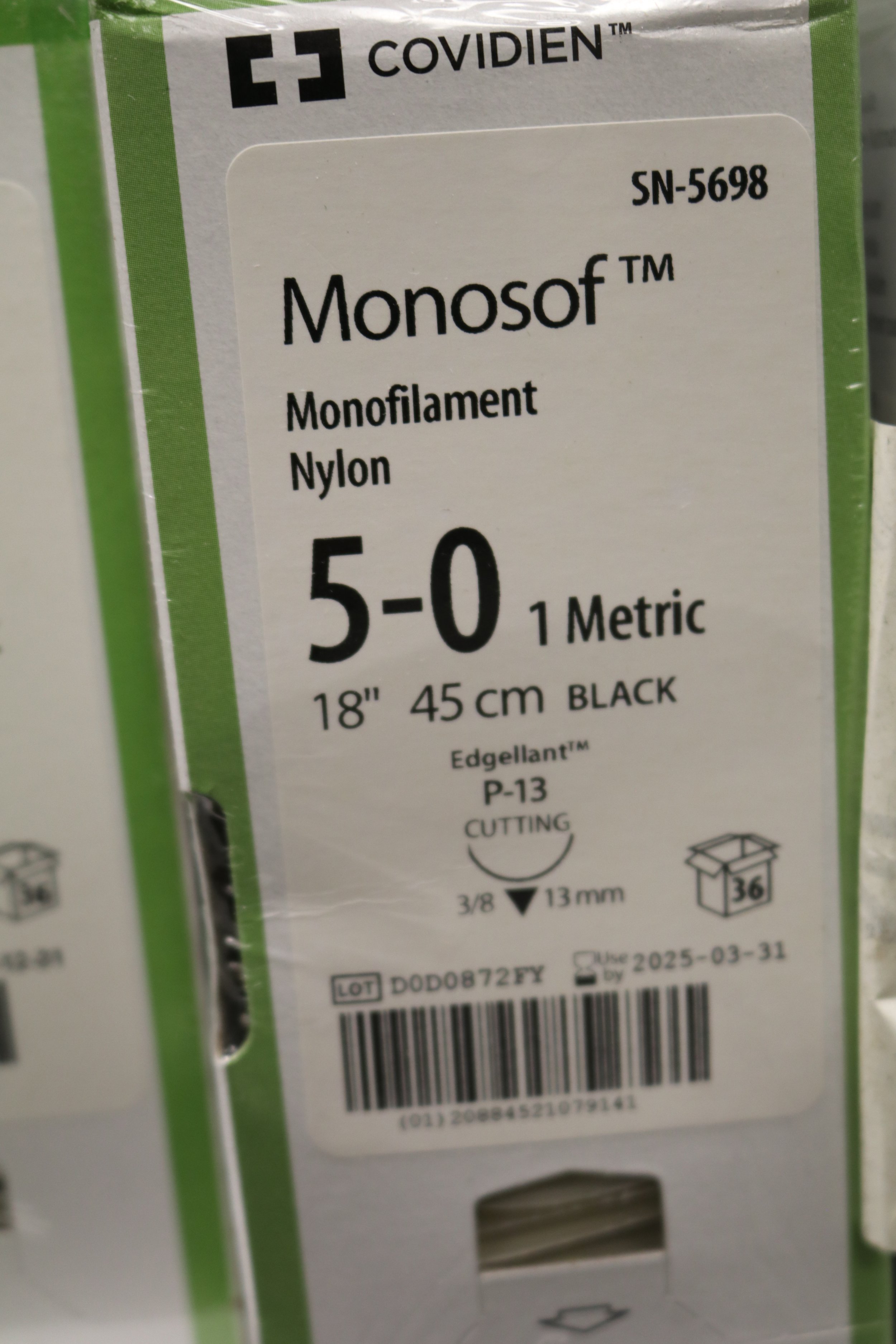 COVIDIEN | SN-5698 | Pack of 36/pc | Monosof Monofilament Nylon 5-0 1 Metric 18" 45cm BLACK