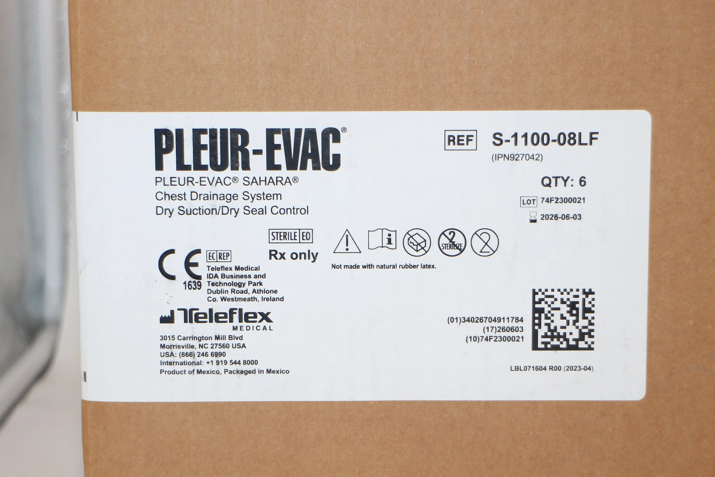 Teleflex | S-1100-08LF | Box of 6 | PLEUR-EVAC SAHARA Chest Drainage System Dry Suction/Dry Seal Control