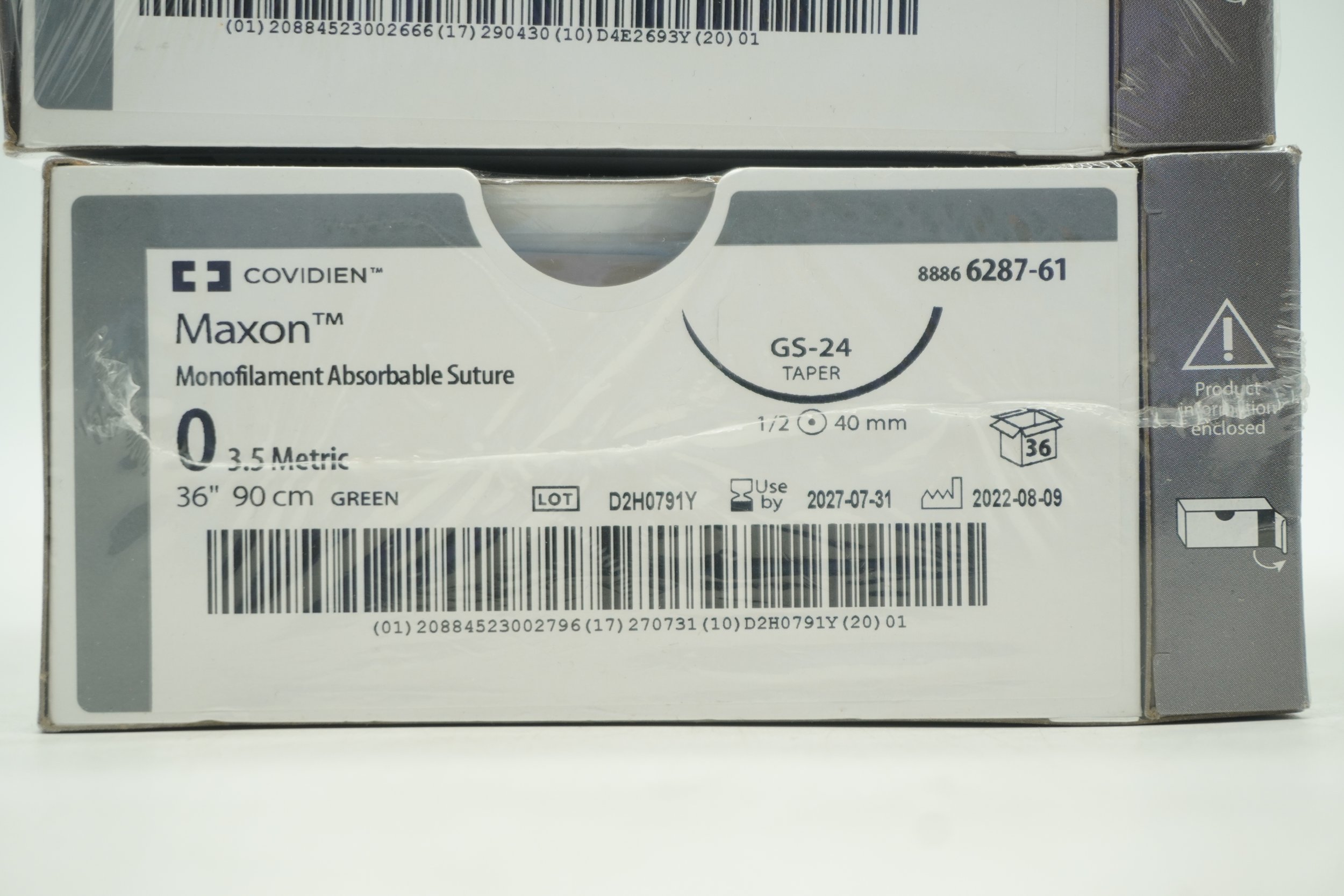 COVIDIEN | 6267-61 | BOX OF 36 | Monofilament Absorbable Suture 0 3.5 Metric 30" 75cm GREEN