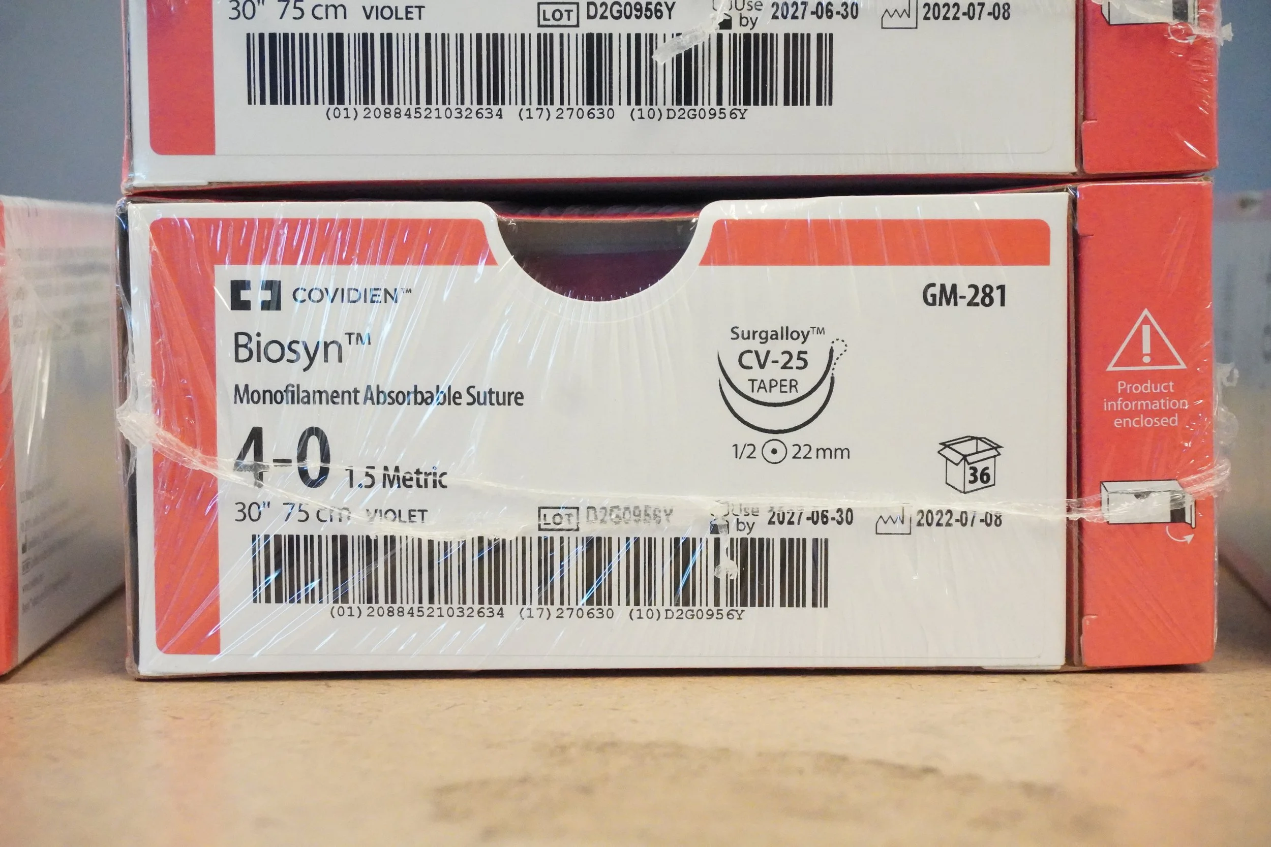 COVIDIEN | GM-281 | PACK of 36/pc | Biosyn Monofilament Absorbable Suture 4-0 1.5 Metric 30" 75cm VIOLET