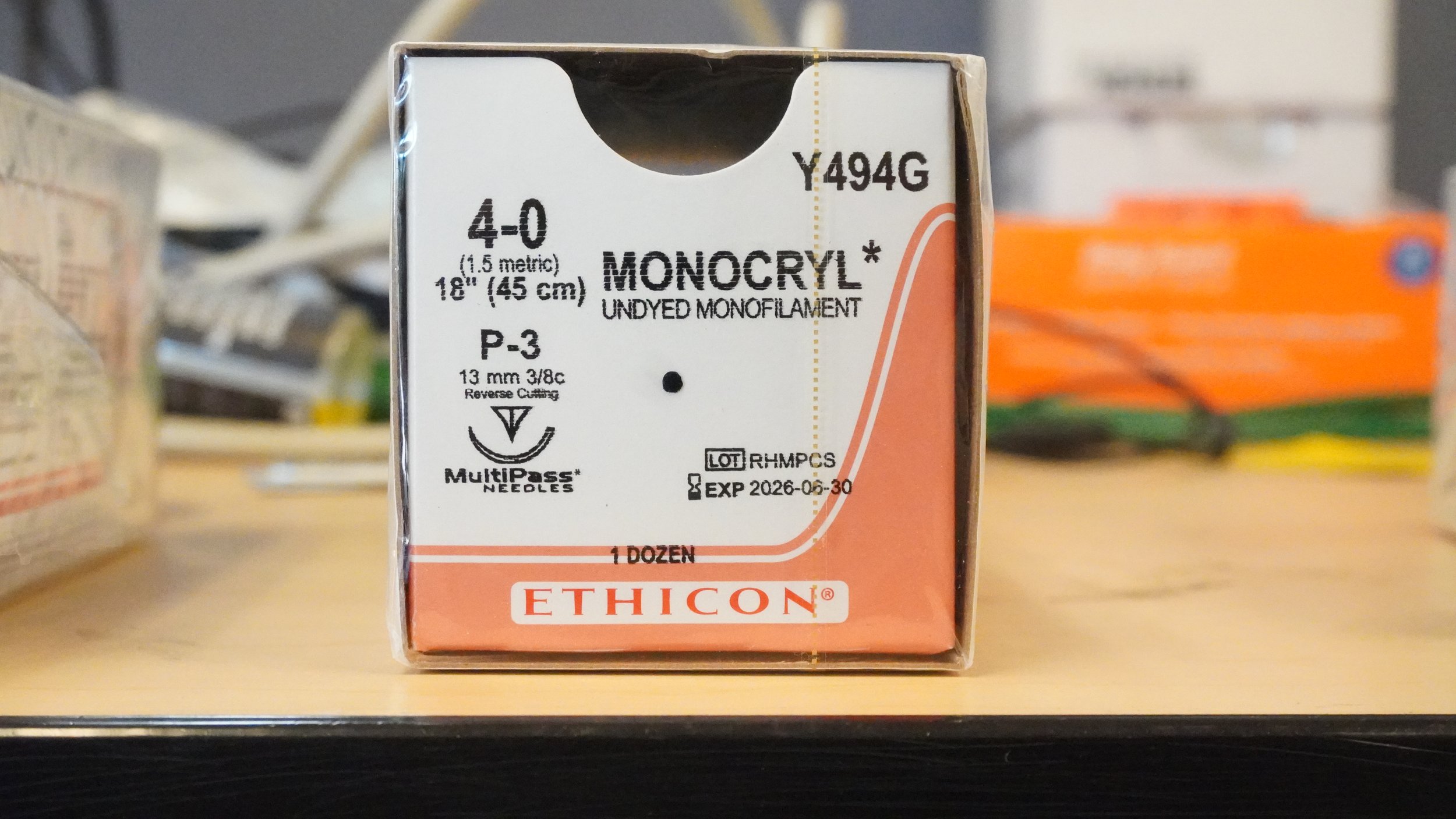 ETHICON | Y494G | BOX OF 36 | Monocryl UNDYED Monofilament 4-0 18"