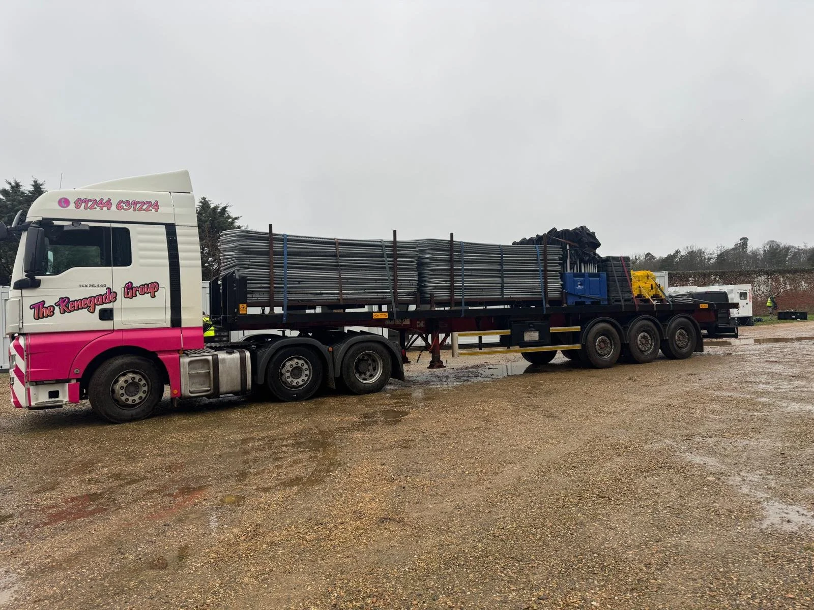 WhatsApp Image 2025-11-23 at 16.35.32 (5).jpeg