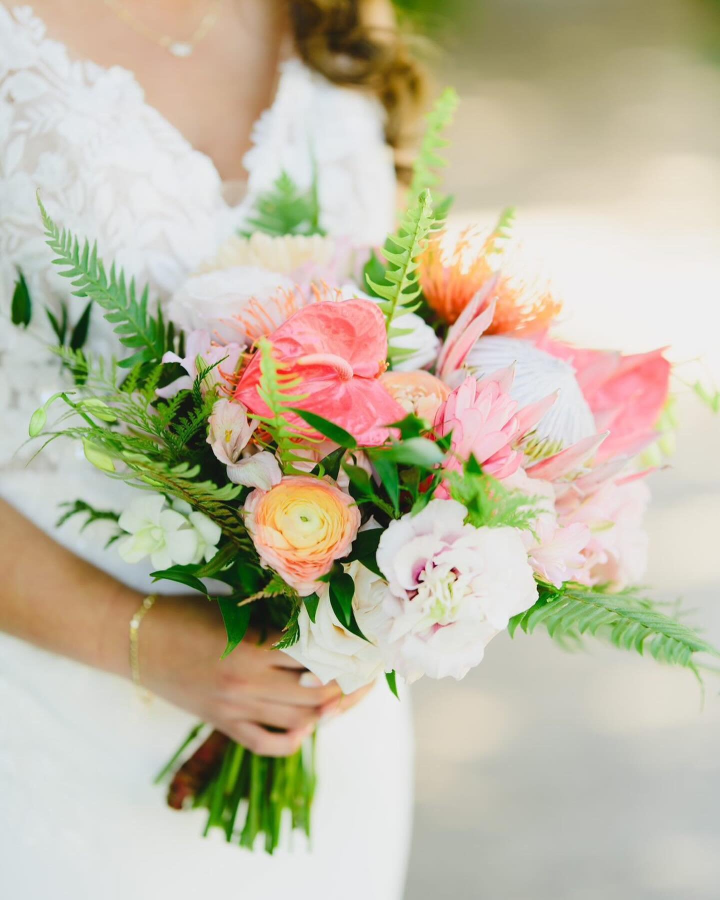 Tropical flowers in paradise 🌺

Photographer: @krislabangphotography 
Venue: @kaimeaestates 

#weddingflorist #weddingflowers #tropicalwedding #hawaiiwedding #oahuwedding #honoluluwedding #oahuflorist #honoluluflorist #waikikiwedding #weddingbouquet