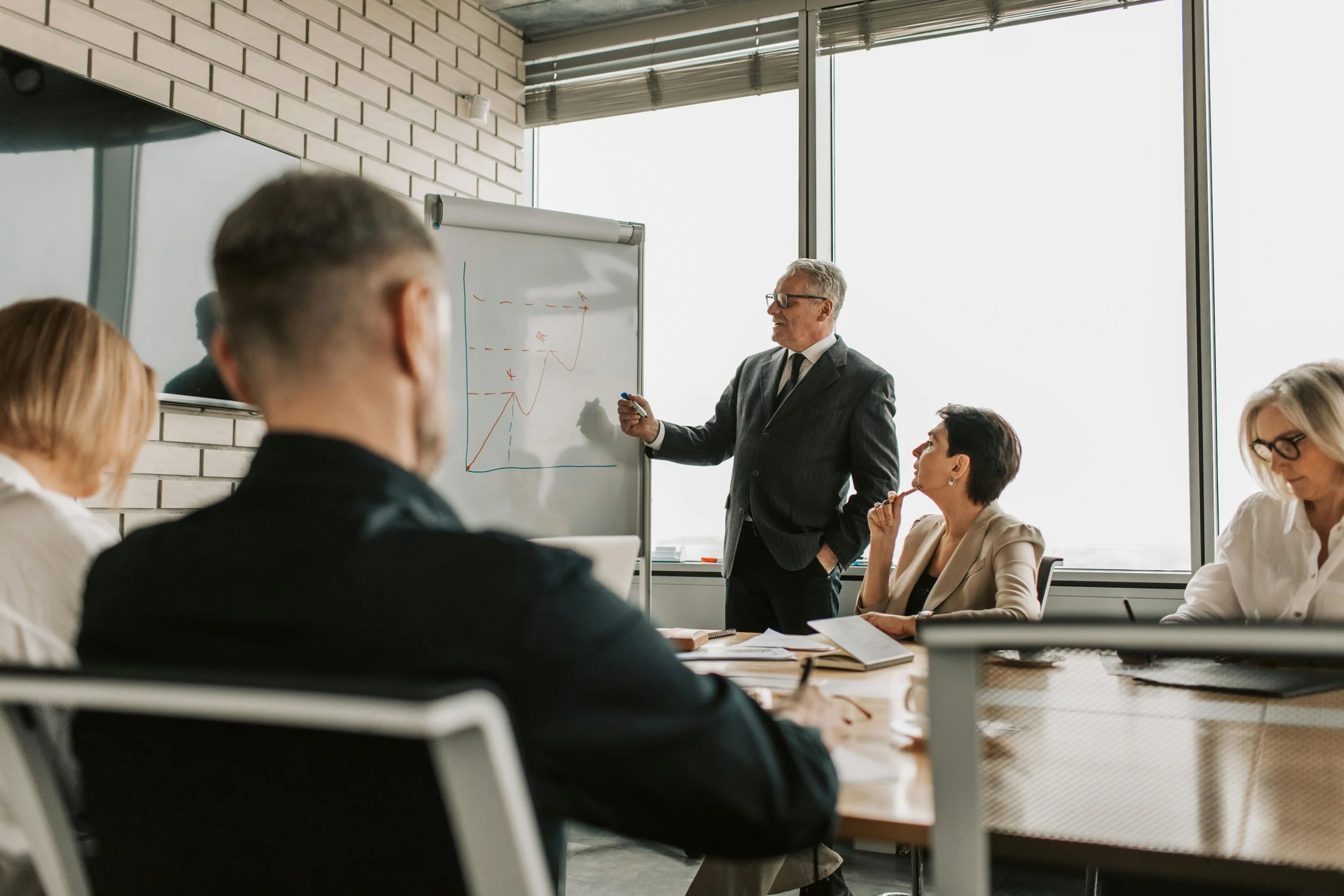 Common Leadership Pitfalls and How to Avoid Them