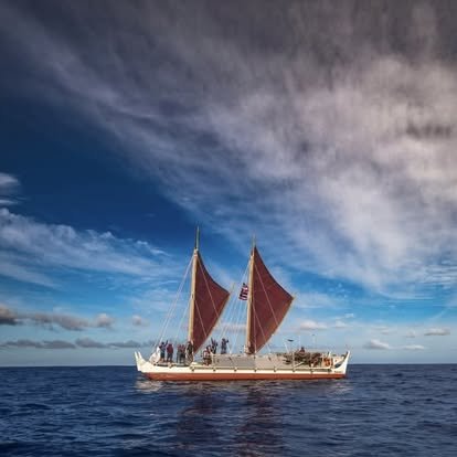 Cérémonie d'accueil de la pirogue Hokulea