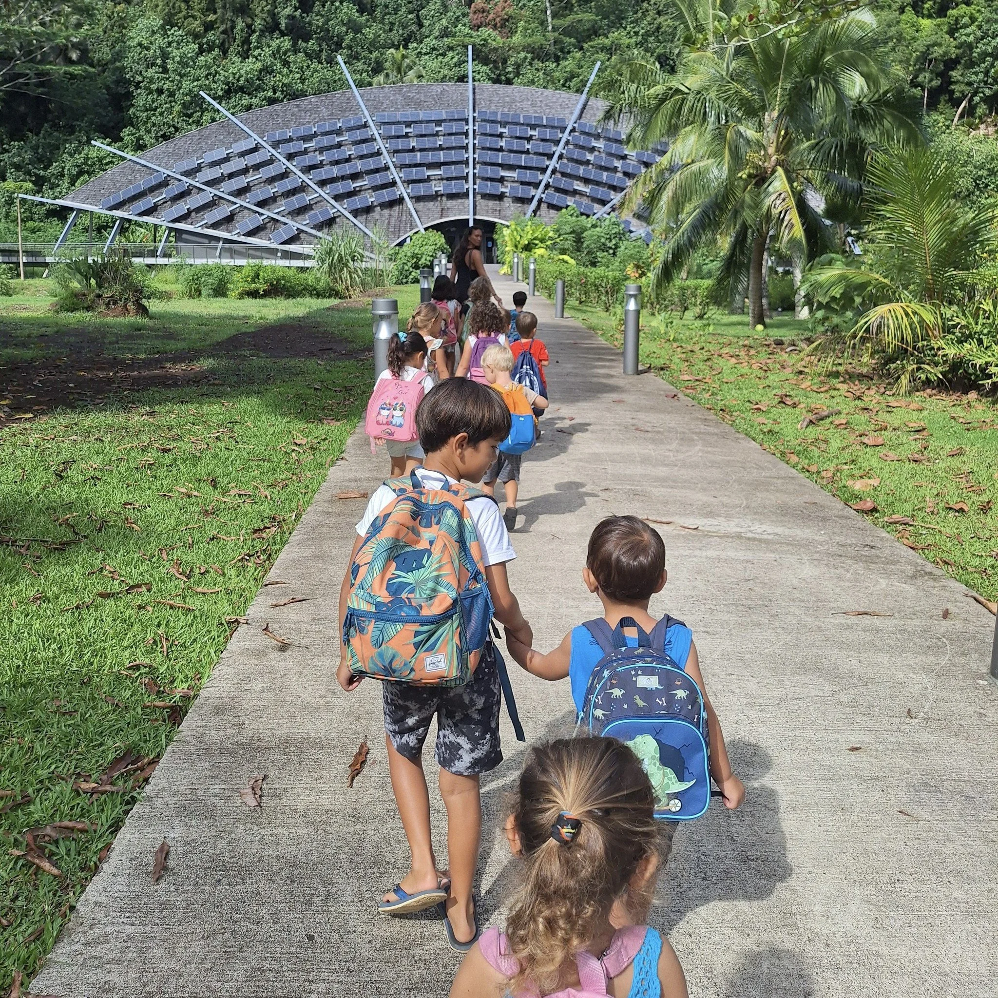 Sortie musée Fare Natura pour les enfants du Fare Anuanua