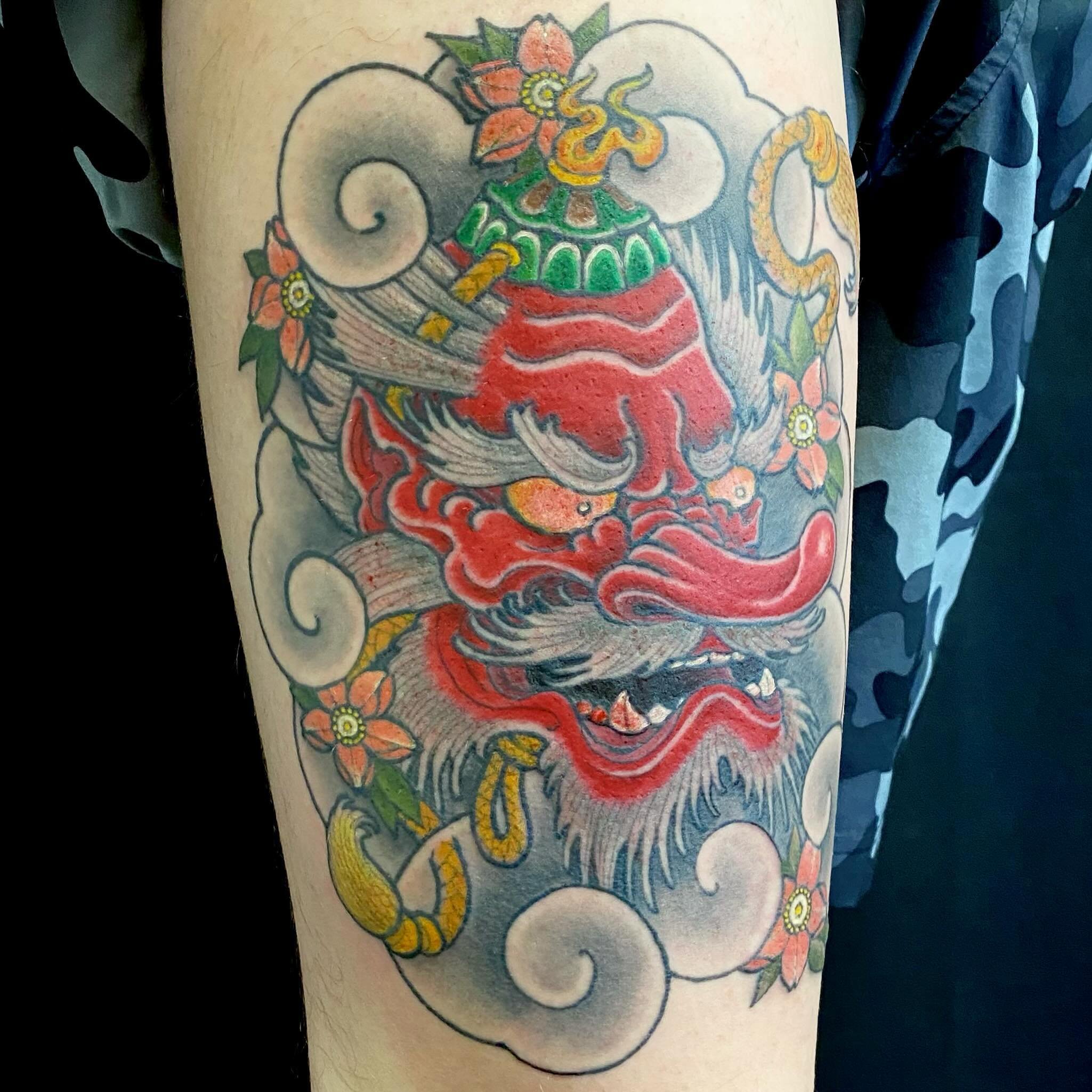 Tengu. 
.
.
.
.
.
.
.
.

#tattoo #tattoos #tattooed #tattooartist #cohenfloch  #victoriatattoo #yyjtattoo #vanisletattoo  #vancouvertattoo #tattoodo  #inked #刺青 #tattooworkers #tattoolife #tengu #japanesetattoo