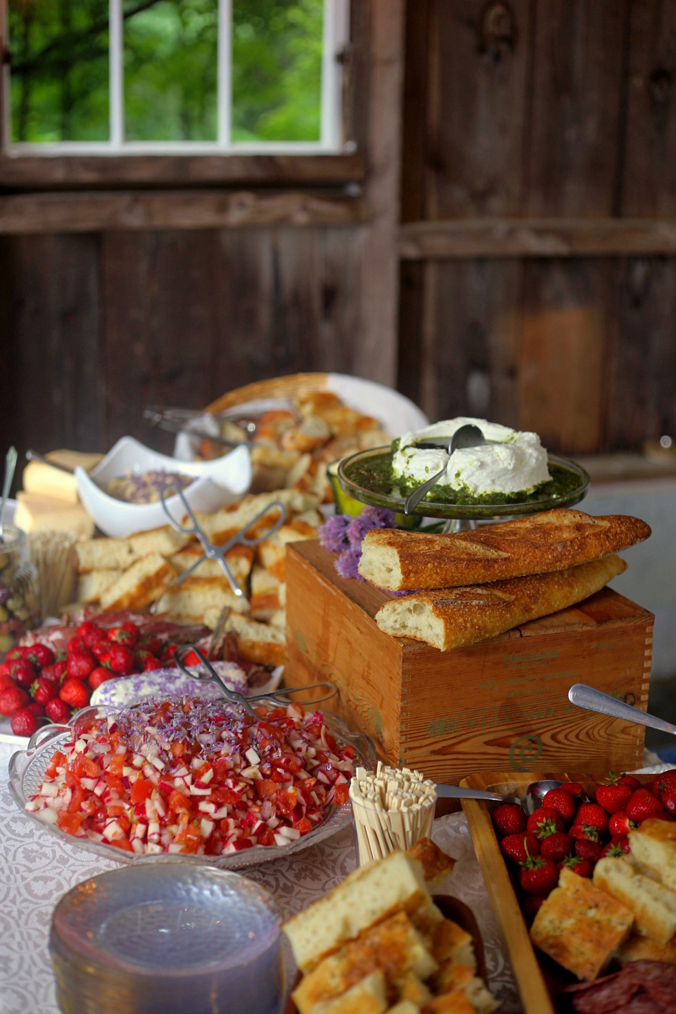 Rose Room Cafe_Catering_RNI-Films-IMG-957EAC5D-E915-4016-8D45-03202CC948AA.jpg