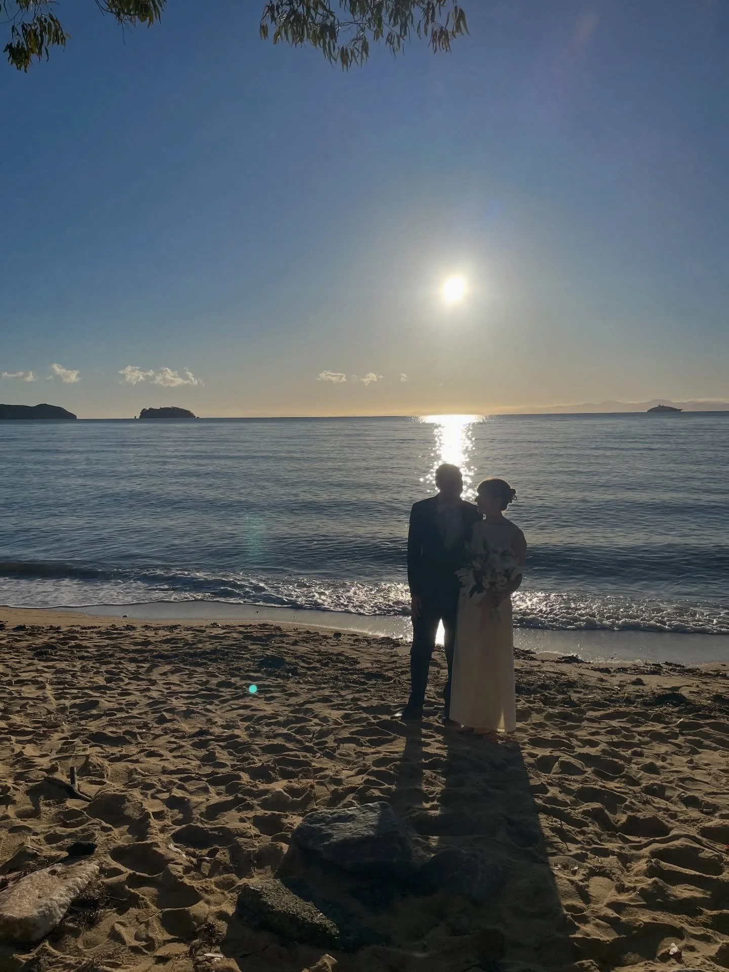 Stunning morning for a dawn ceremony in Mārahau 🐚🤍 

#abeltasman