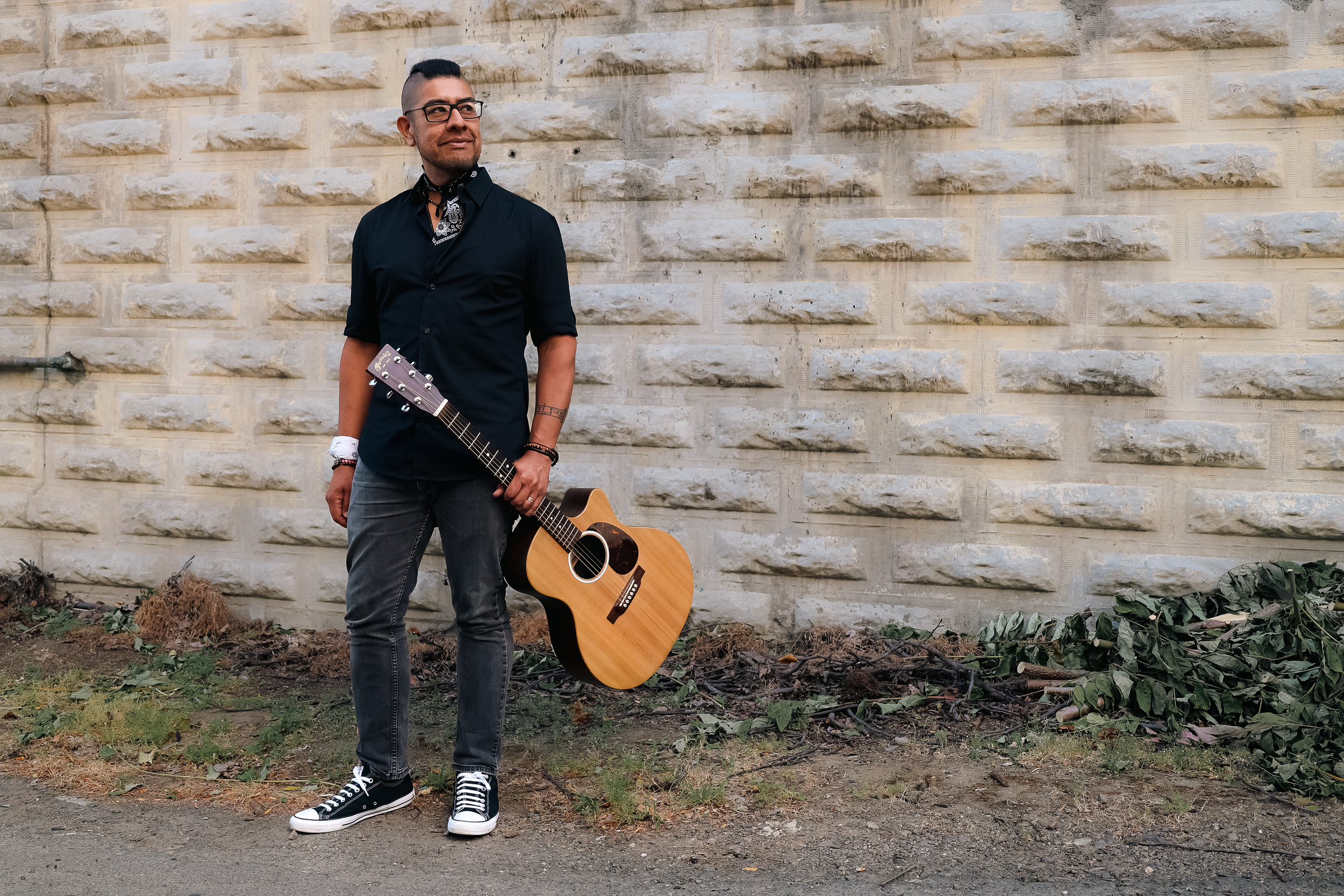 Xavier Guerrero with guitar
