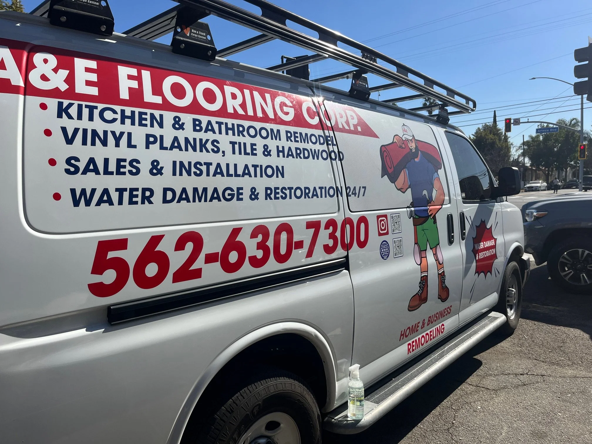 vehicle-wrap-ae-flooring-van.jpg
