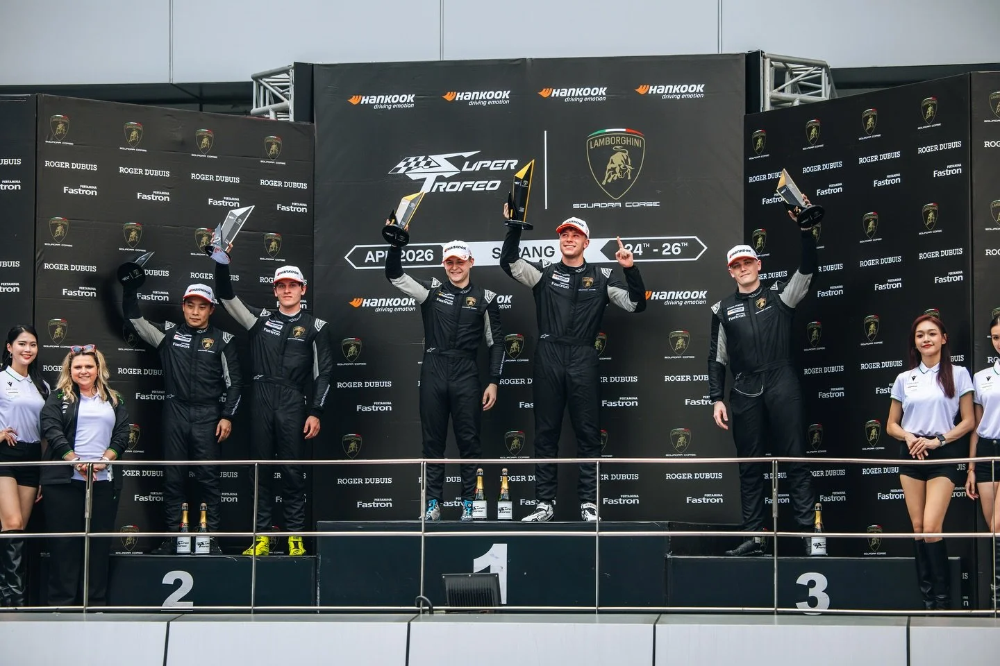 WINNERS at Sepang! 🏆 

We took the win with a move on the final lap. VSR 1-2! 

Huge thanks to Gustaw for his strong stint, the VSR team, and my Kiwi partners who believed in me. This win is for you. 🇳🇿 

Championship leaders after my first GT wee