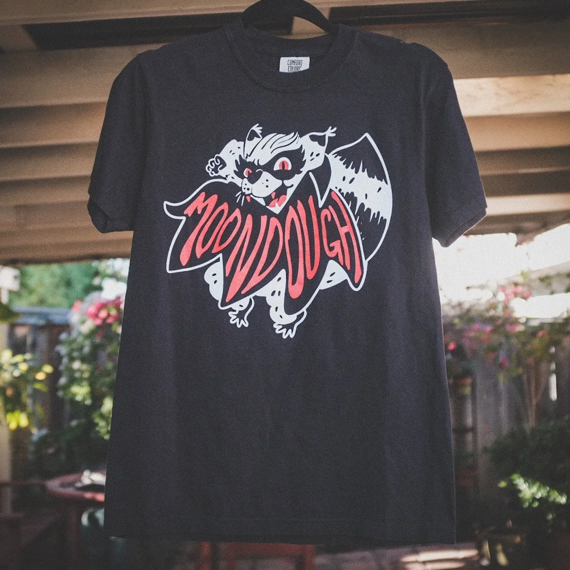 Raccoon Dracula - T-SHIRT