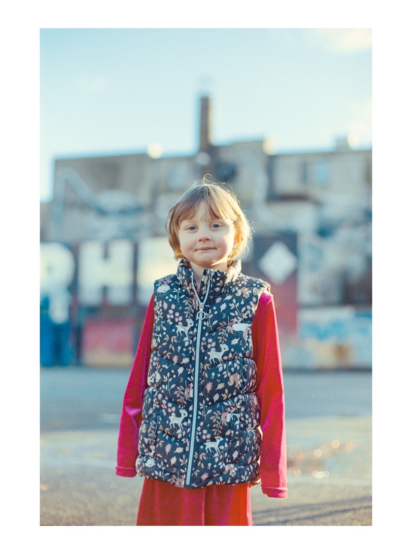 Nellie,my muse.2025.
 
 
 
 #analogue #analoguephotography #film #35mmfilmphotography #kodak #kodakclub #kodakportra #kodakportra400 #portra400 #nikon #nikonf3 #nikonnordic #nikonnorge #portrait_ig #portrai̇tphotography #stavangerfoto #norgefoto #str