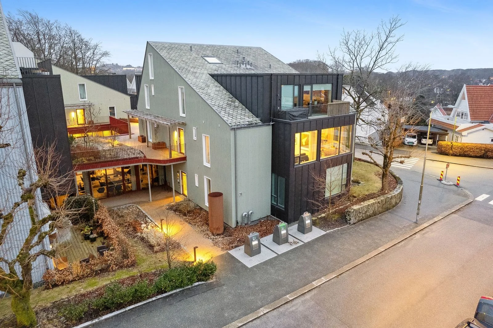 NjA4MDA2NzY6bW9uaXRvc