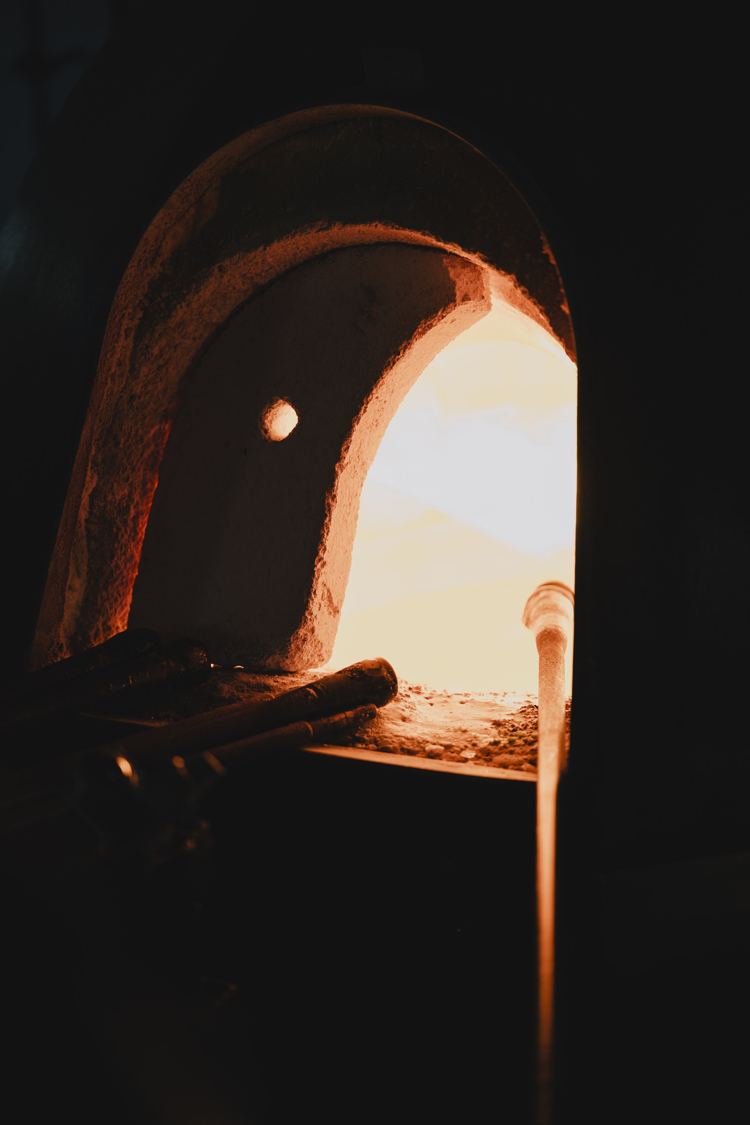 THE GLASS FURNACE AT 1200C