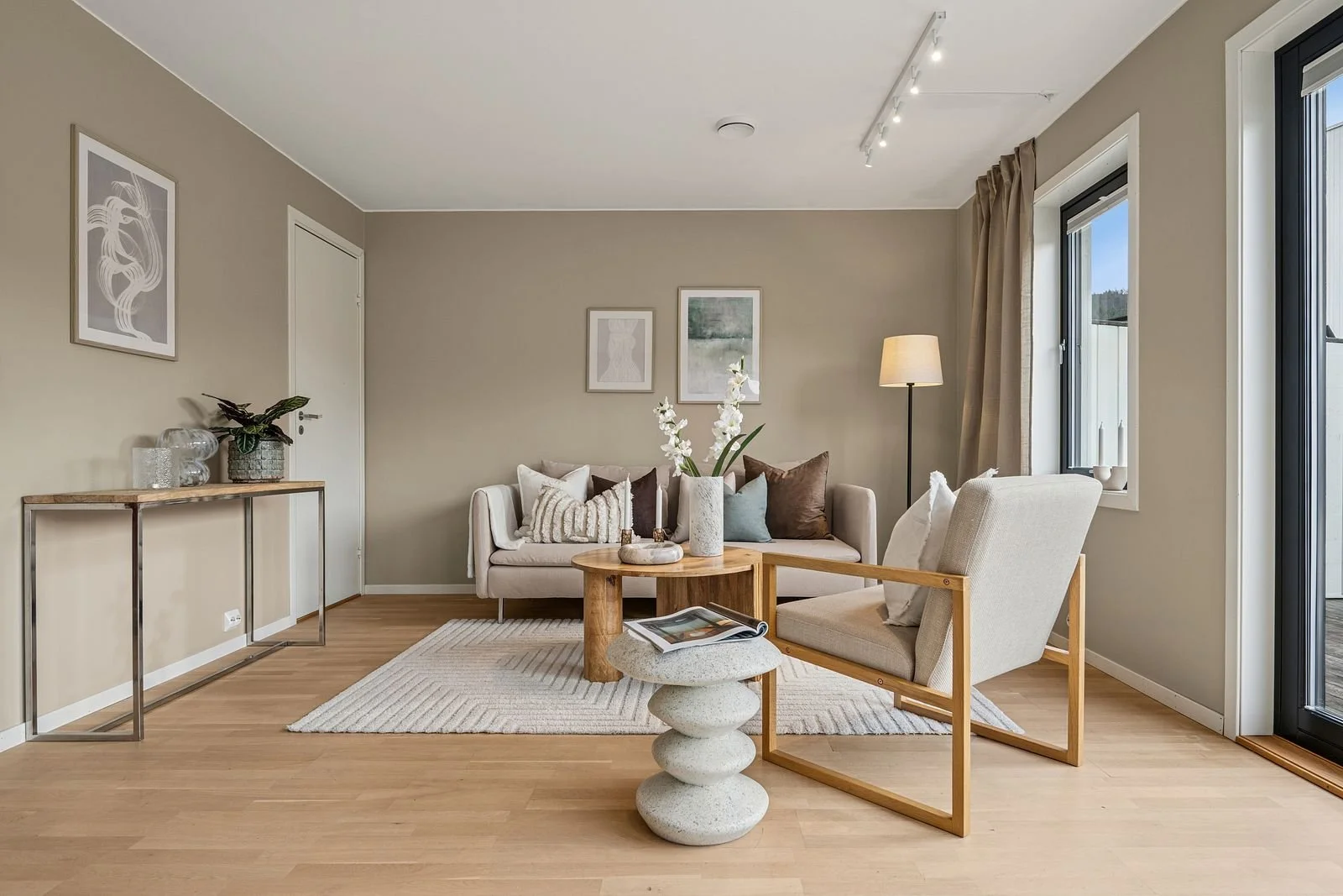 NjA3NDQzNjM6bW9uaXRvc