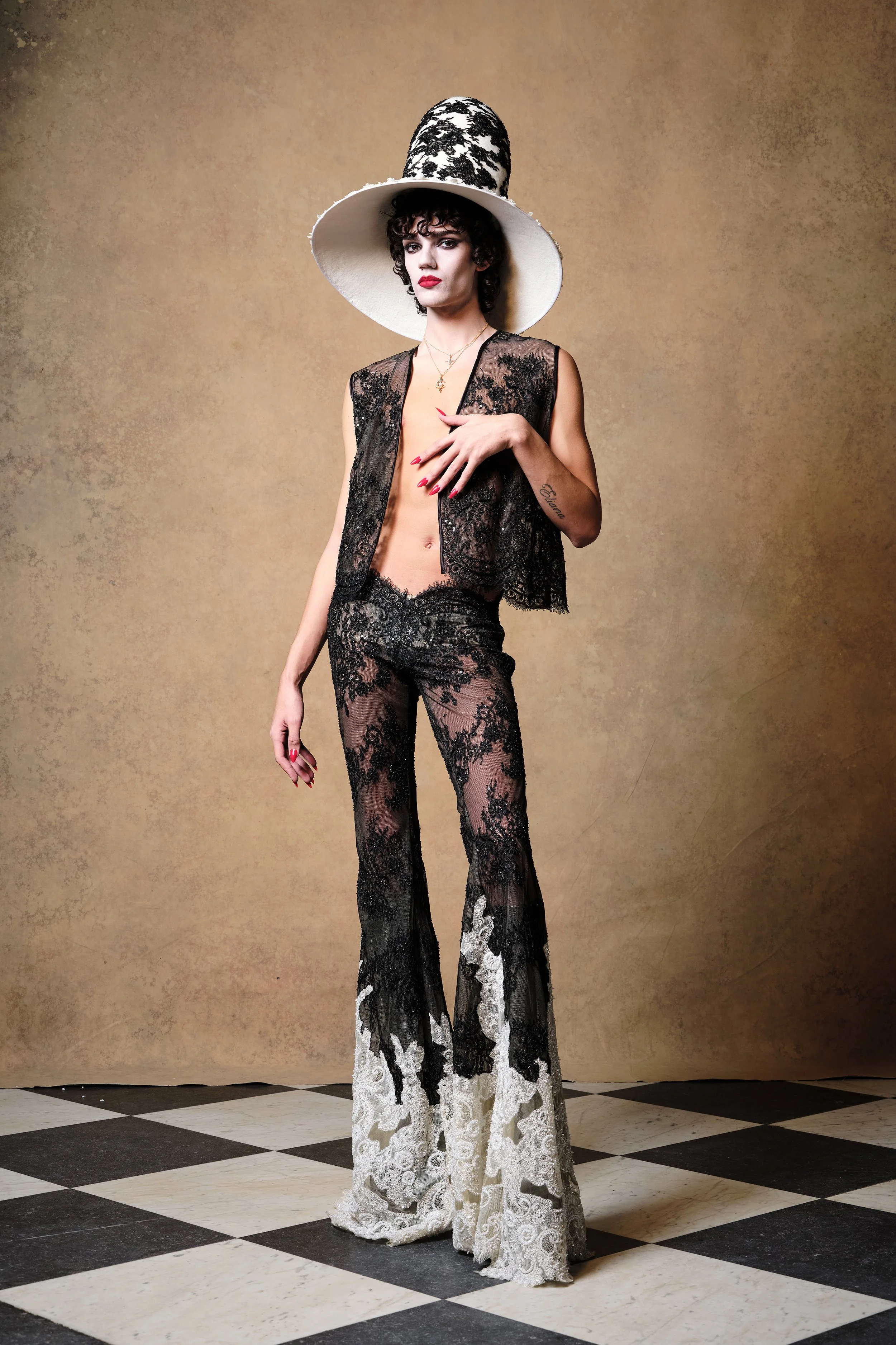 Look 5_Harris Reed_February 22_Marc Hibbertjpg.jpg