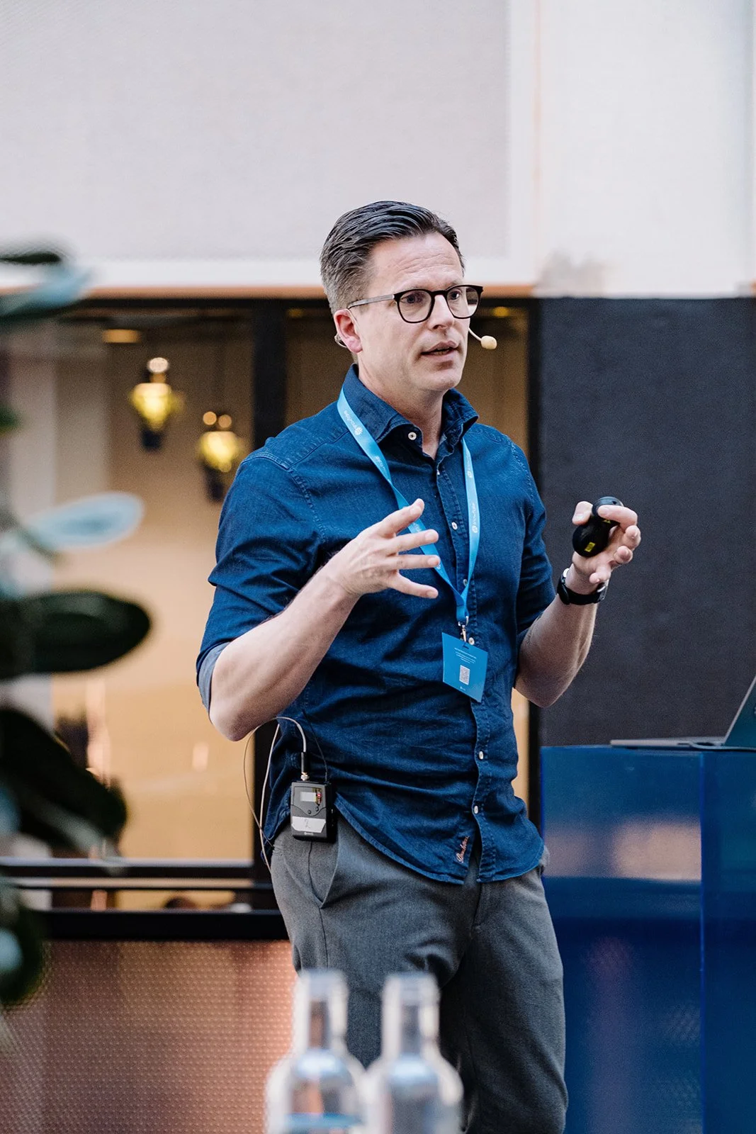 engaging speaker at event in Stockholm 