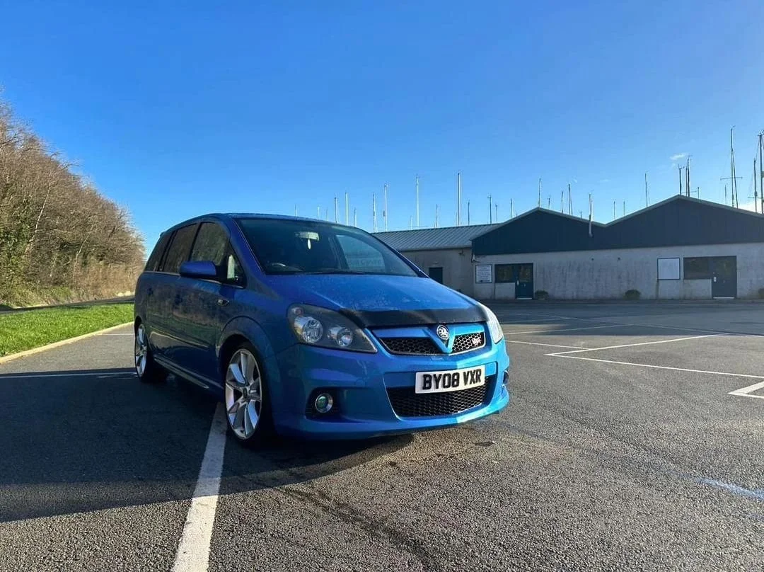 @ohana_vxr 
●
Bornferal.uk 
●
#bornferal #Bornferaluk #feralcars #feral #umrplates  #carscene #carsceneuk #carclub #carclubuk #ukcarscene
