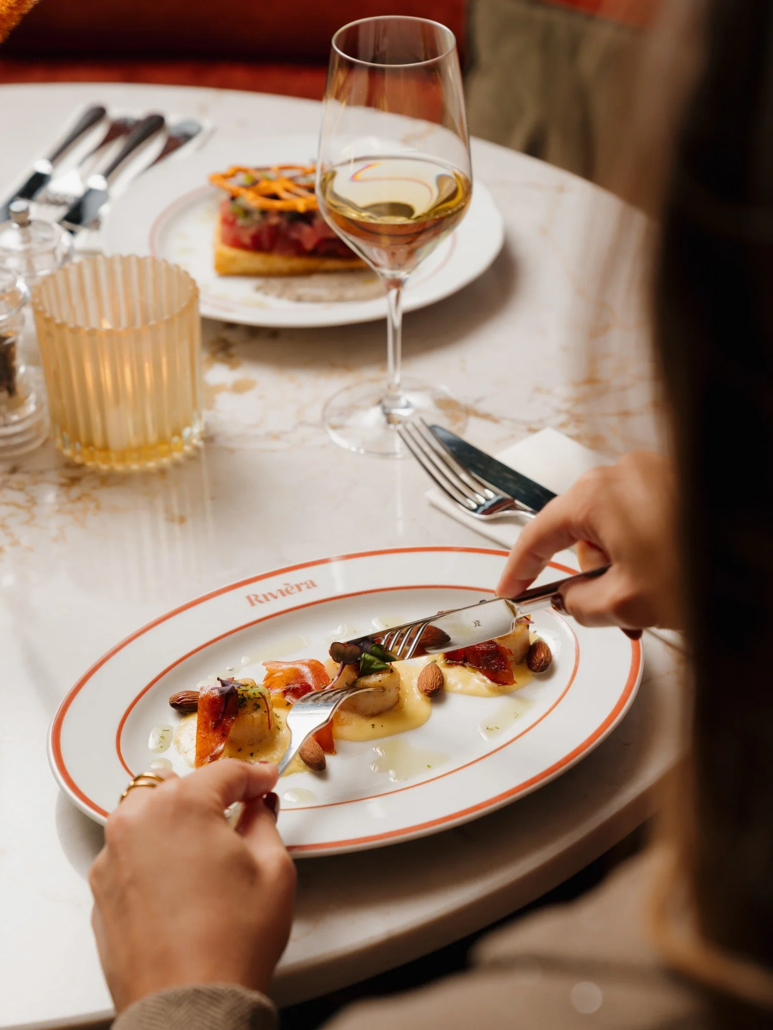 Zin in een heerlijk diner vanavond? De tafel staat al voor je klaar.

#riviera #restaurant #ouderkerkaandeamstel