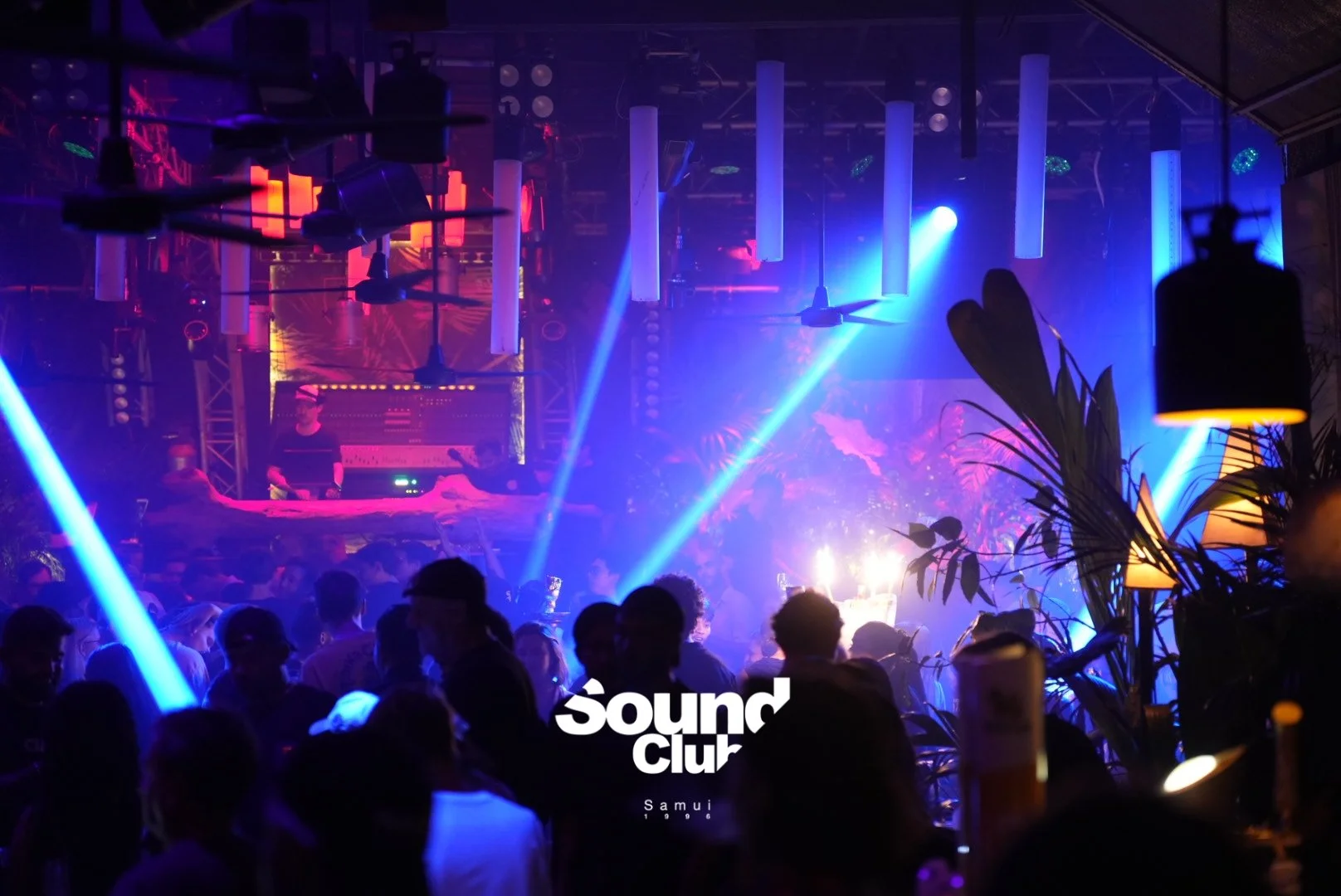 Untitled design - 2025-11-16T193039.714.jpg