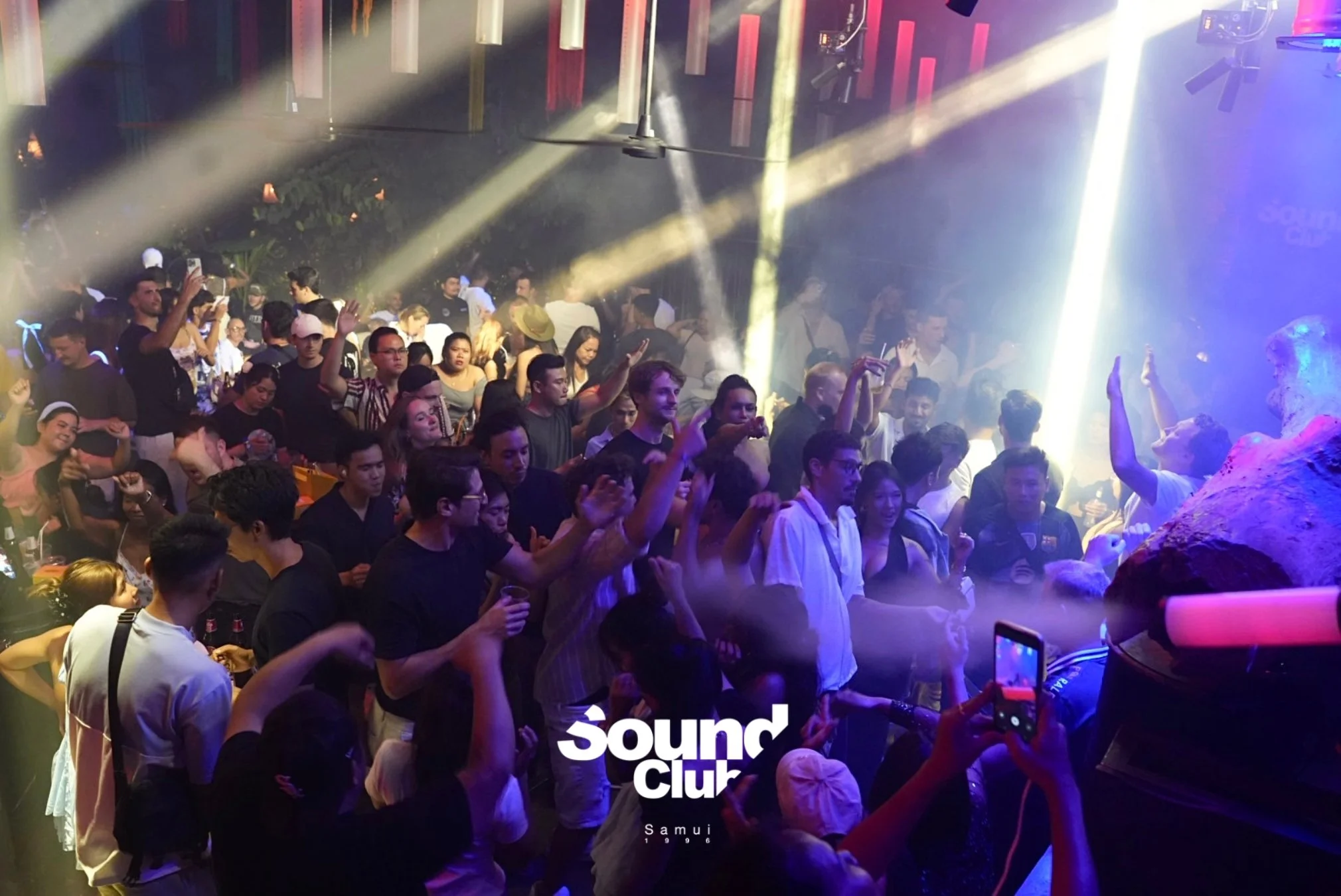 Untitled design - 2025-11-16T193434.396.jpg