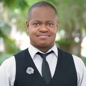 Darnell Roberts