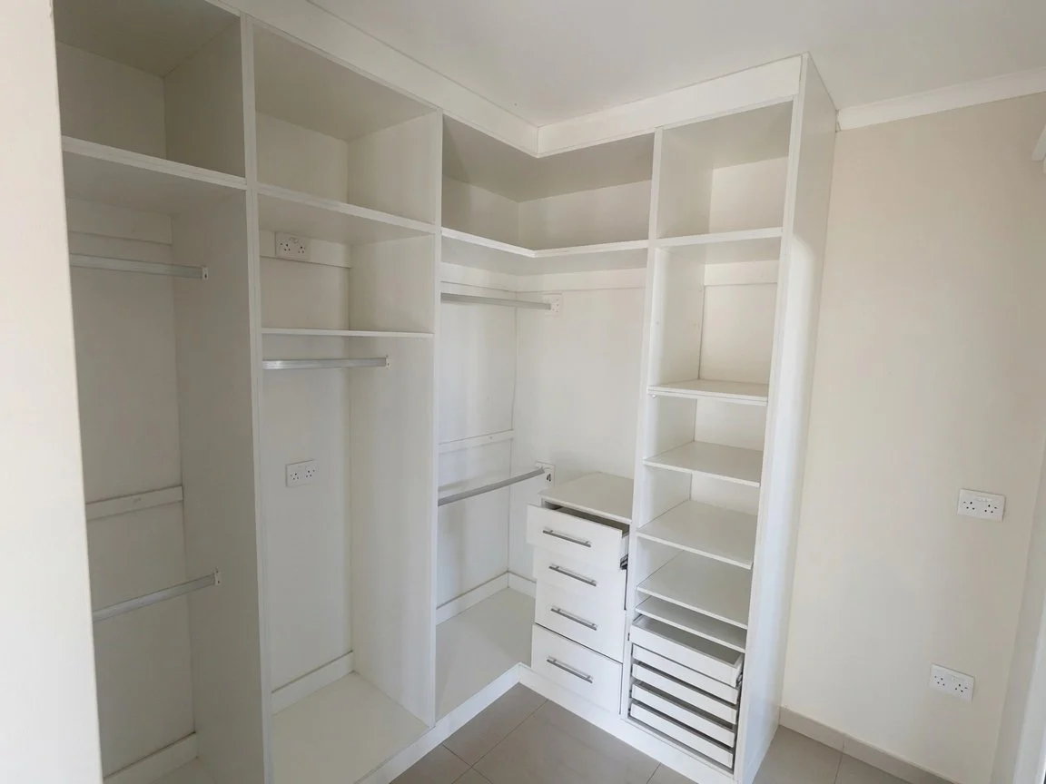 🏊 Looking for a home with a pool under BWP 8,000? This could be the one! You see the wardrobes in the Master Ensuite bedroom.
