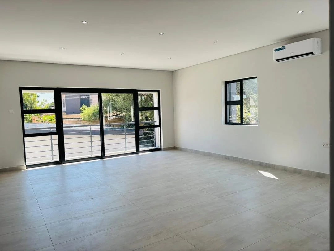 WhatsApp Image 2026-04-11 at 09.42.07 (3).jpeg