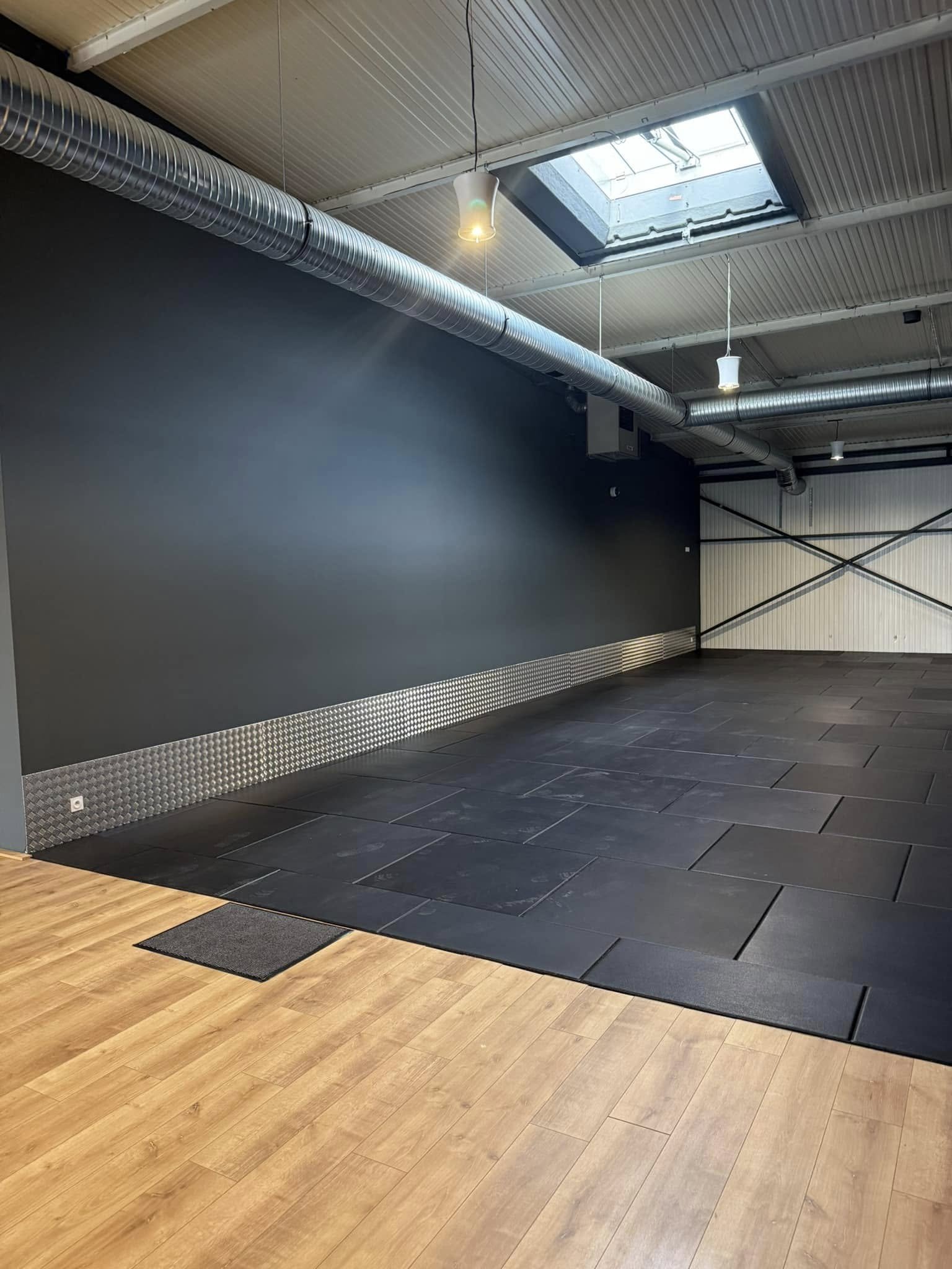 Peinture intérieure salle de sport Lannion 