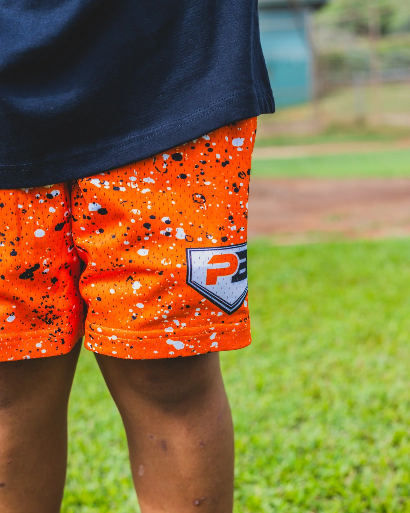 ORANGE SPECKLES SHORTS