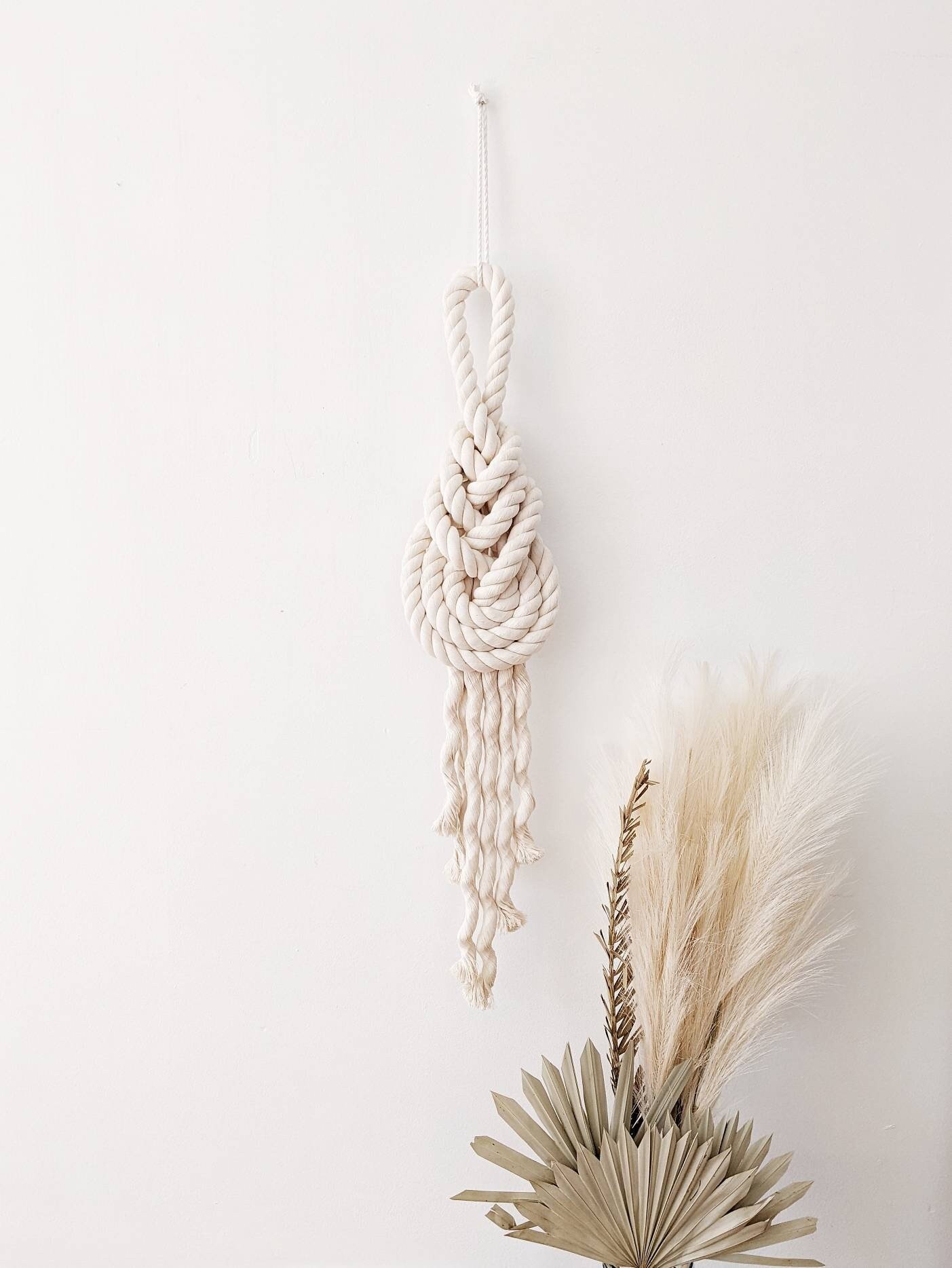 https://i.etsystatic.com/9293364/r/il/415e21/3722470908/il_fullxfull.3722470908_r0x4.jpg