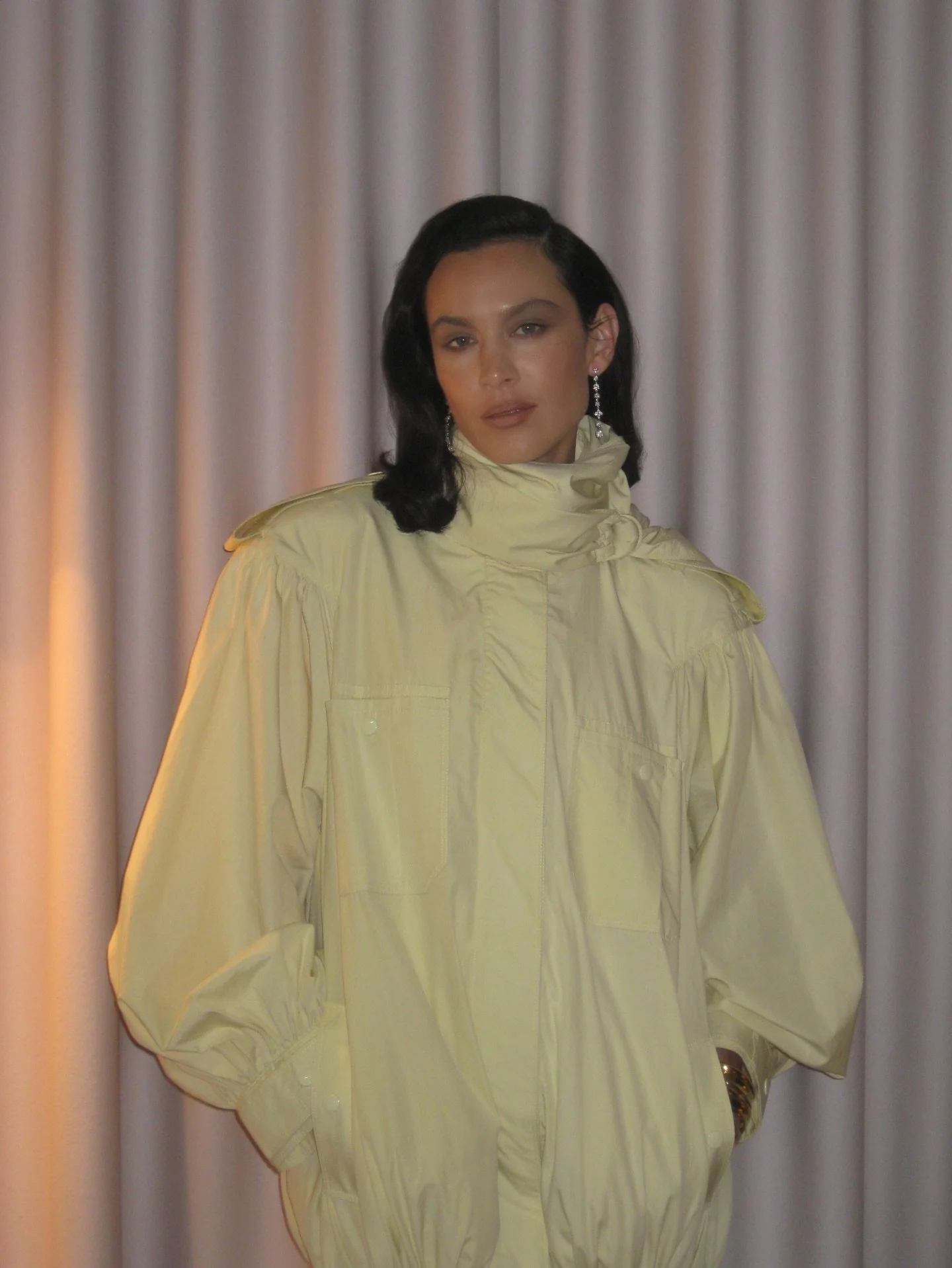 @alexachung in @chloe for The Fashion Awards🧈🎀

styled by @ellebritt 
makeup by @wendyrowe 
nails by @charlyavenell 
coiffe and piccies by me, with help from my dear friend @karenelizabradshaw 🫂