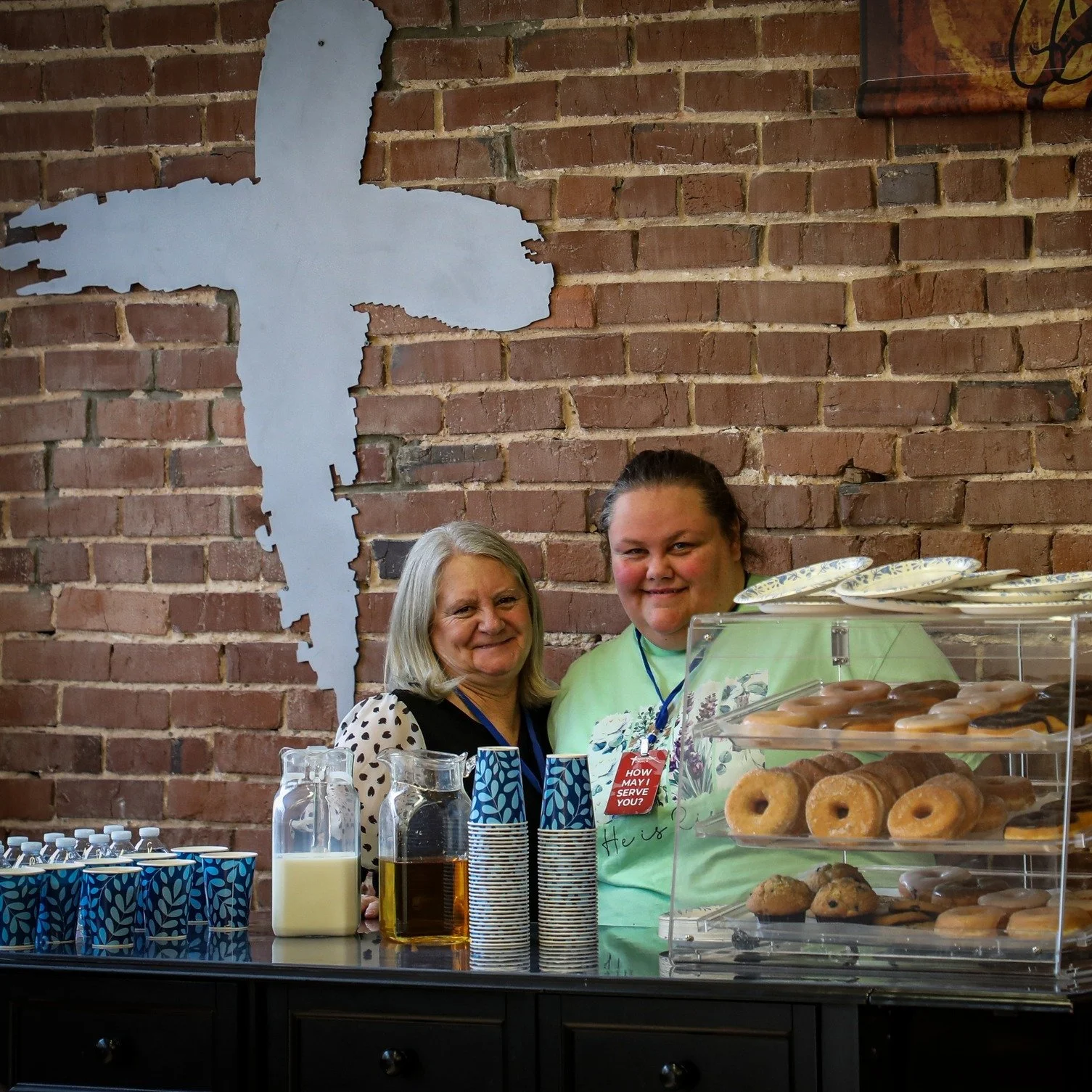 It's almost Sunday! Our favorite day! And we can't wait to spend it with YOU! 
Join us Sunday at 9 or 11 at 13 Liberty Square in Sparta, or at 10am at 614 Murphy Street in Smithville. 
We can't wait to welcome you home!