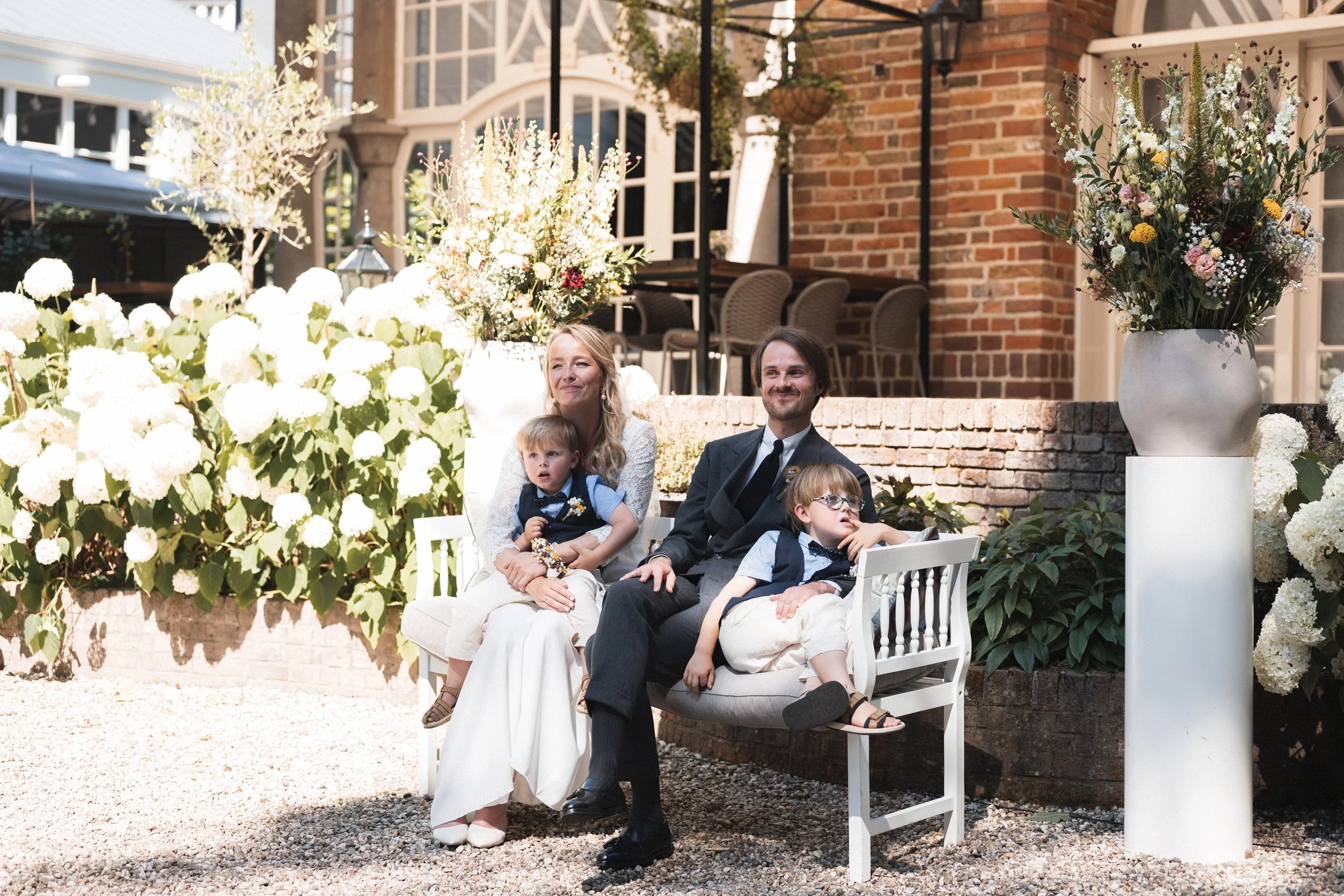 Oxfordshire-Garden-Wedding-Photographer-260.jpg