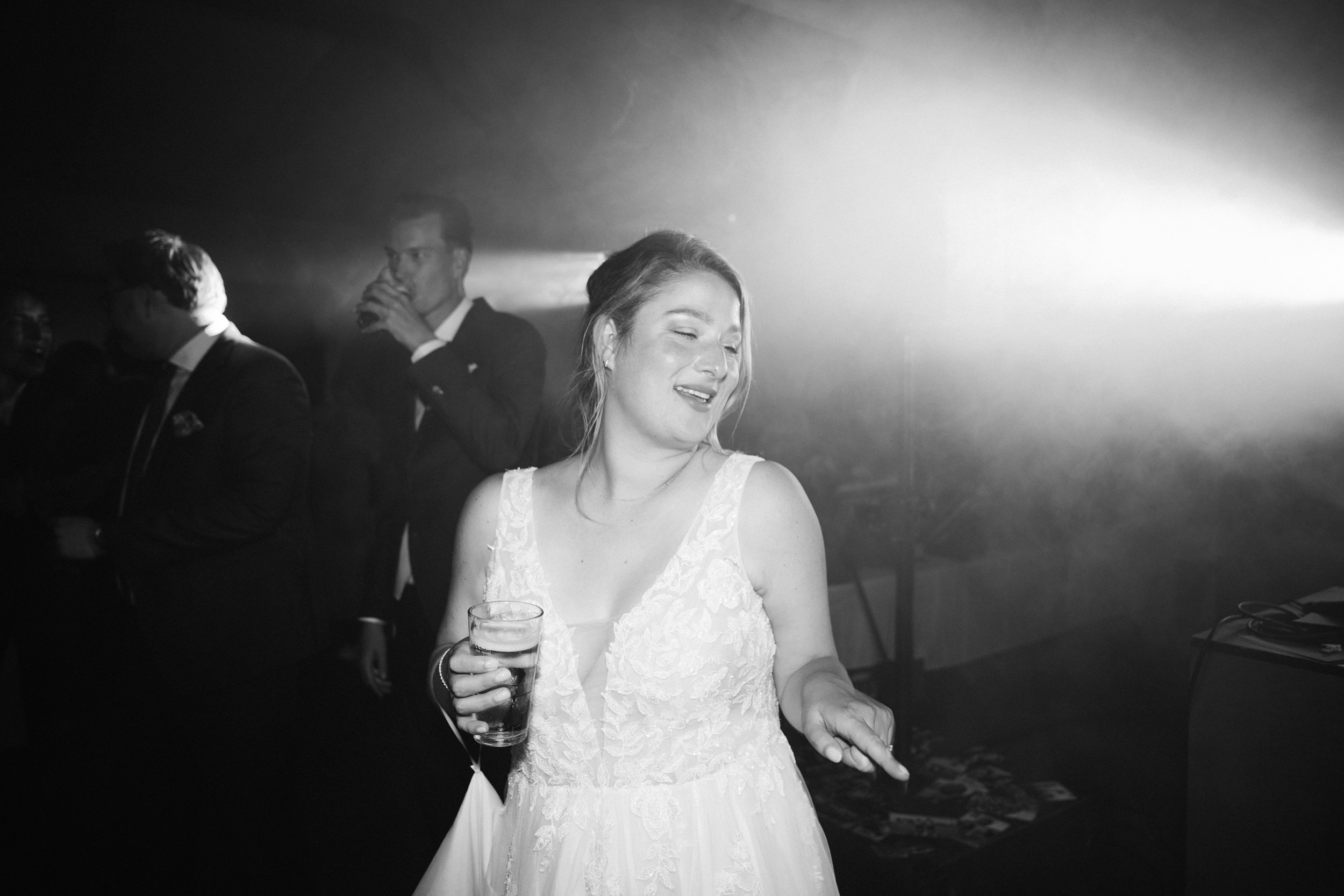 wedding-photographer-northamptonshire-bride-groom-couple-portraits-685.jpg