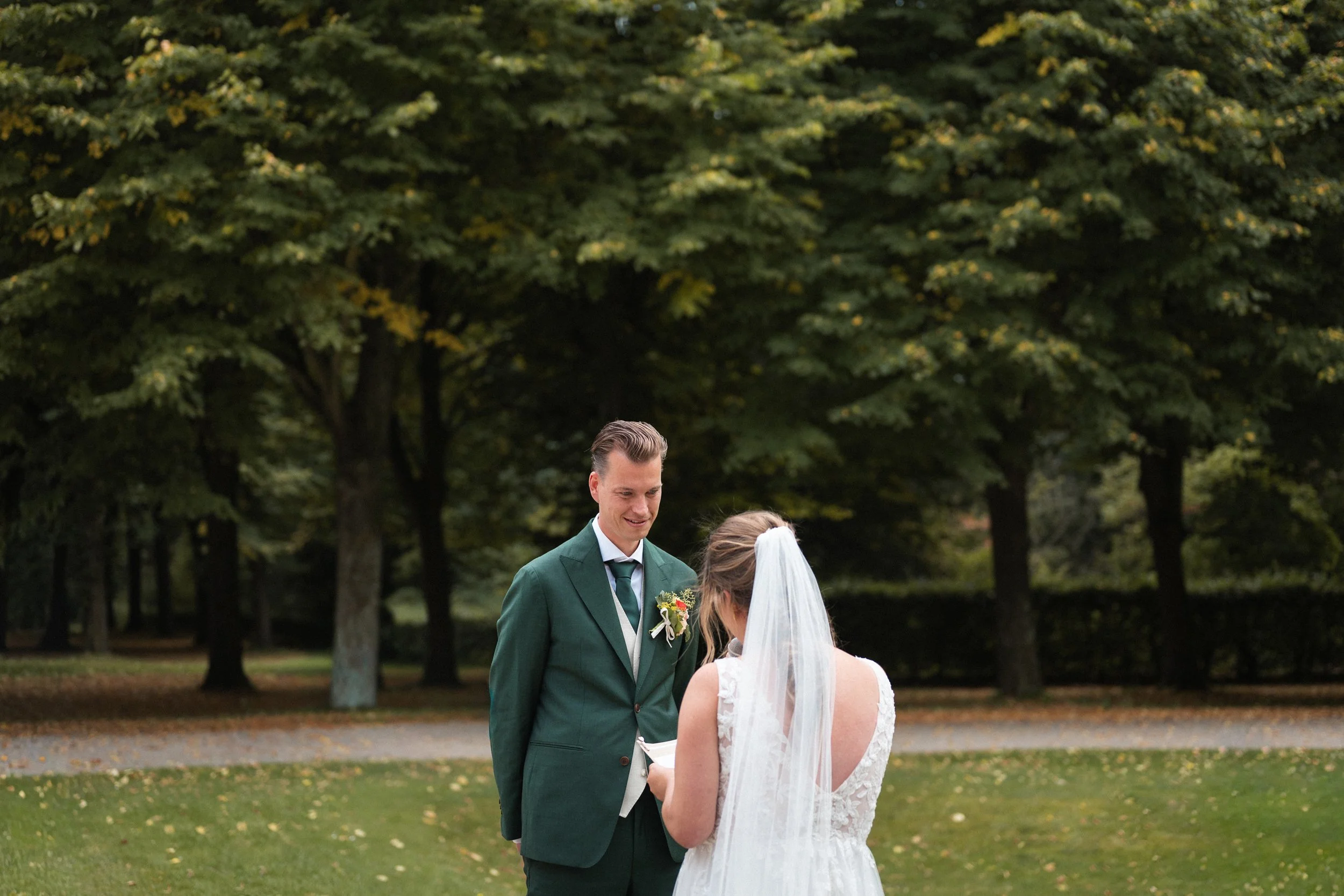 wedding-photographer-northamptonshire-bride-groom-couple-portraits-371.jpg