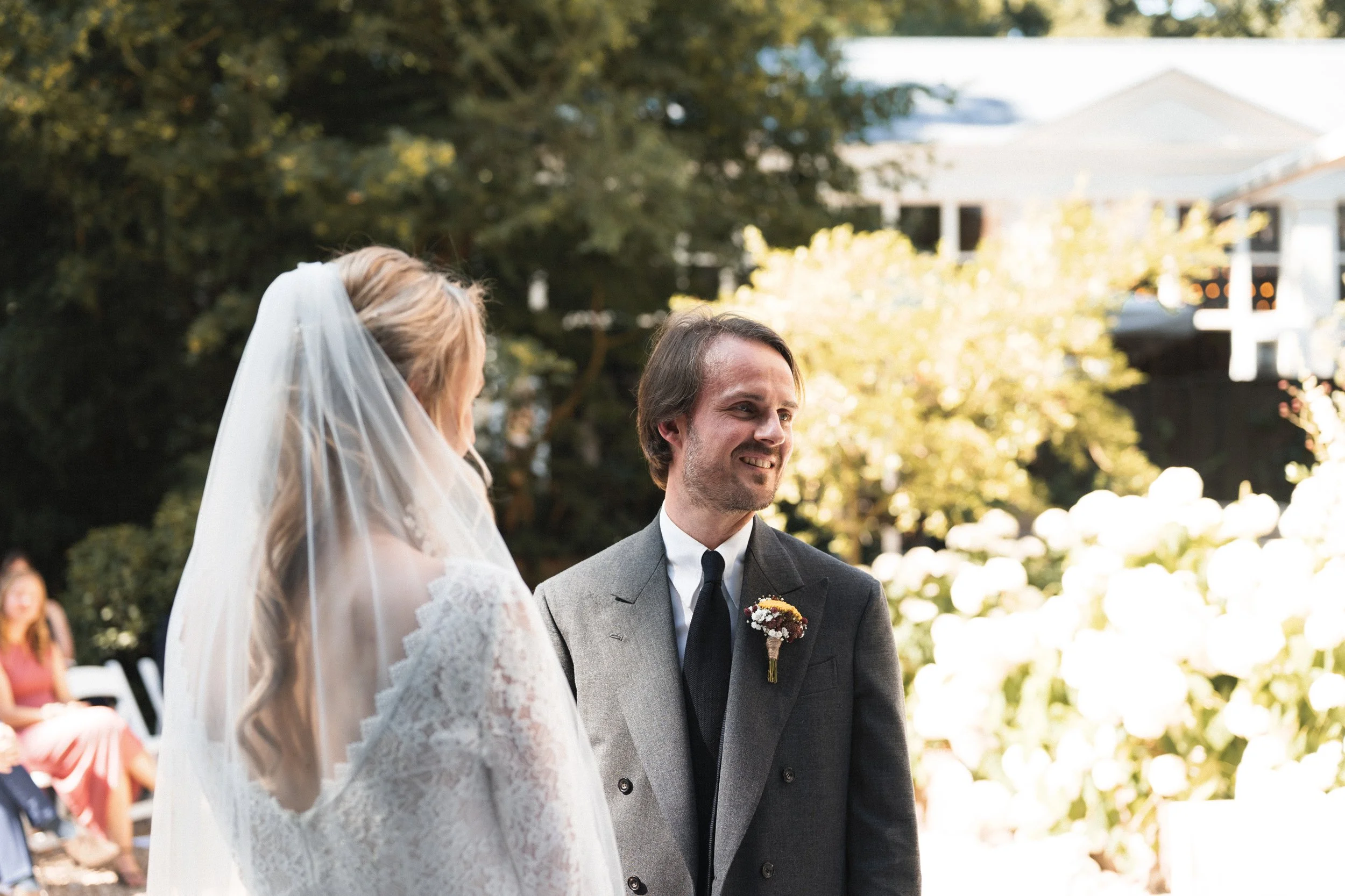 Oxfordshire-Garden-Wedding-Photographer-297.jpg