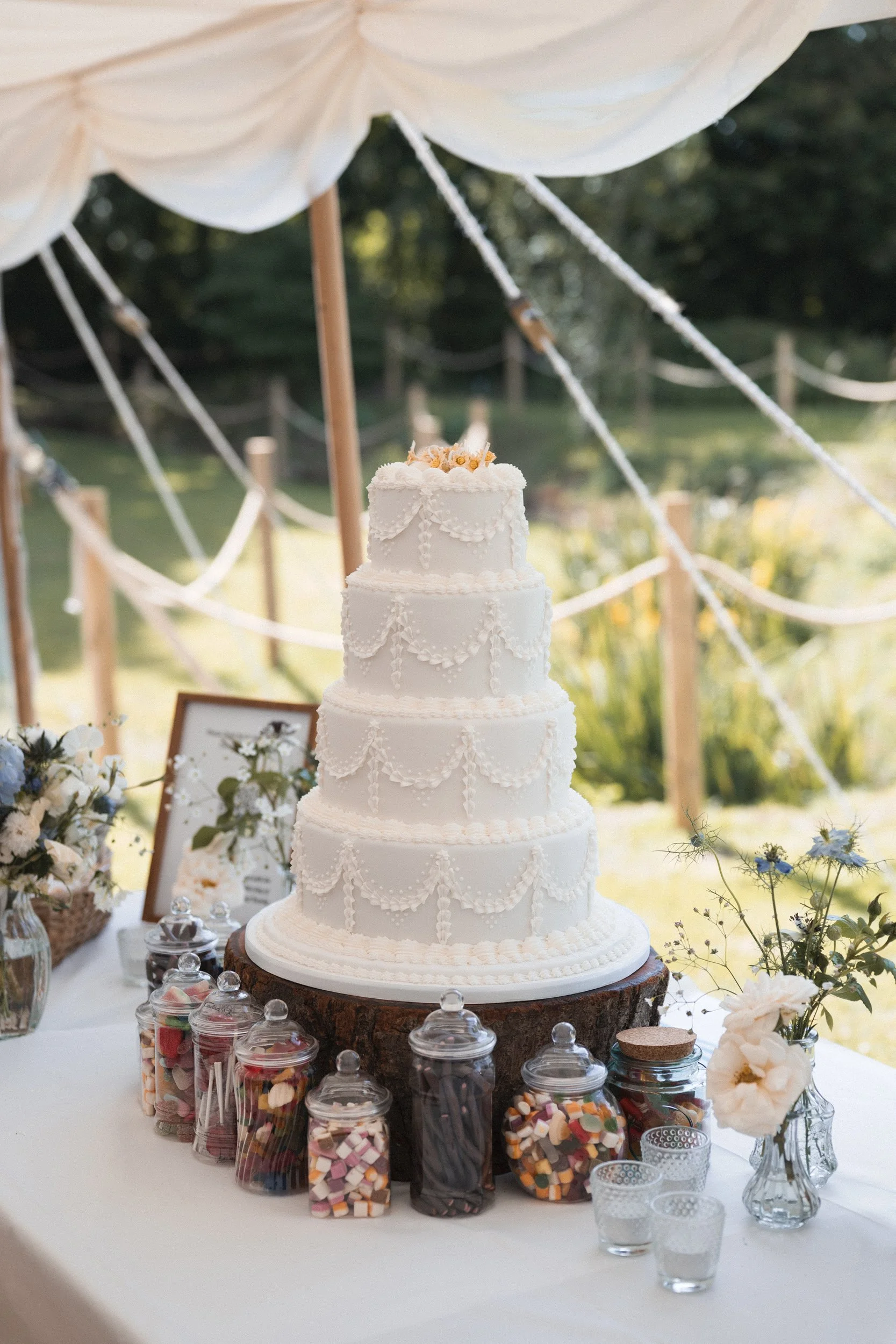 Oxfordshire-Wedding-Photographer-145.jpg