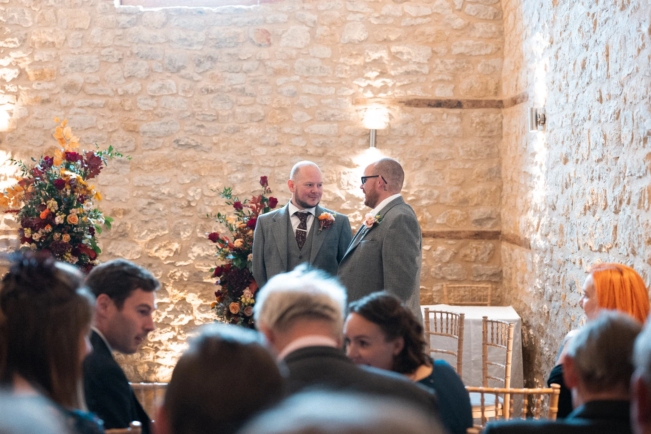 wedding-huntsmill-farm-buckinghamshire-bride-groom-couple-portraits-29.jpg